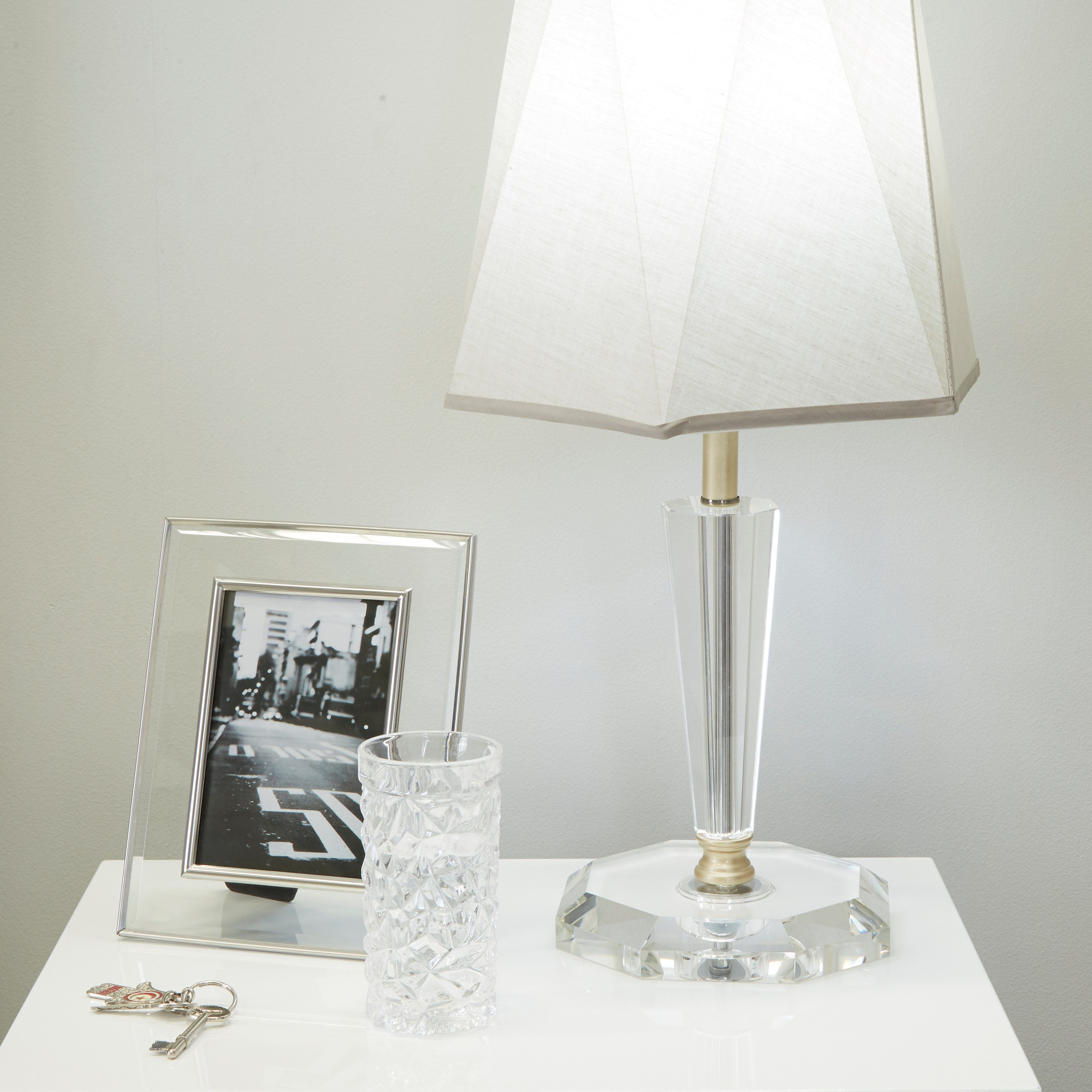 Wilmette Crystal Table Lamp - 58 cms-household-lighting-tableanddesklamps-image-3