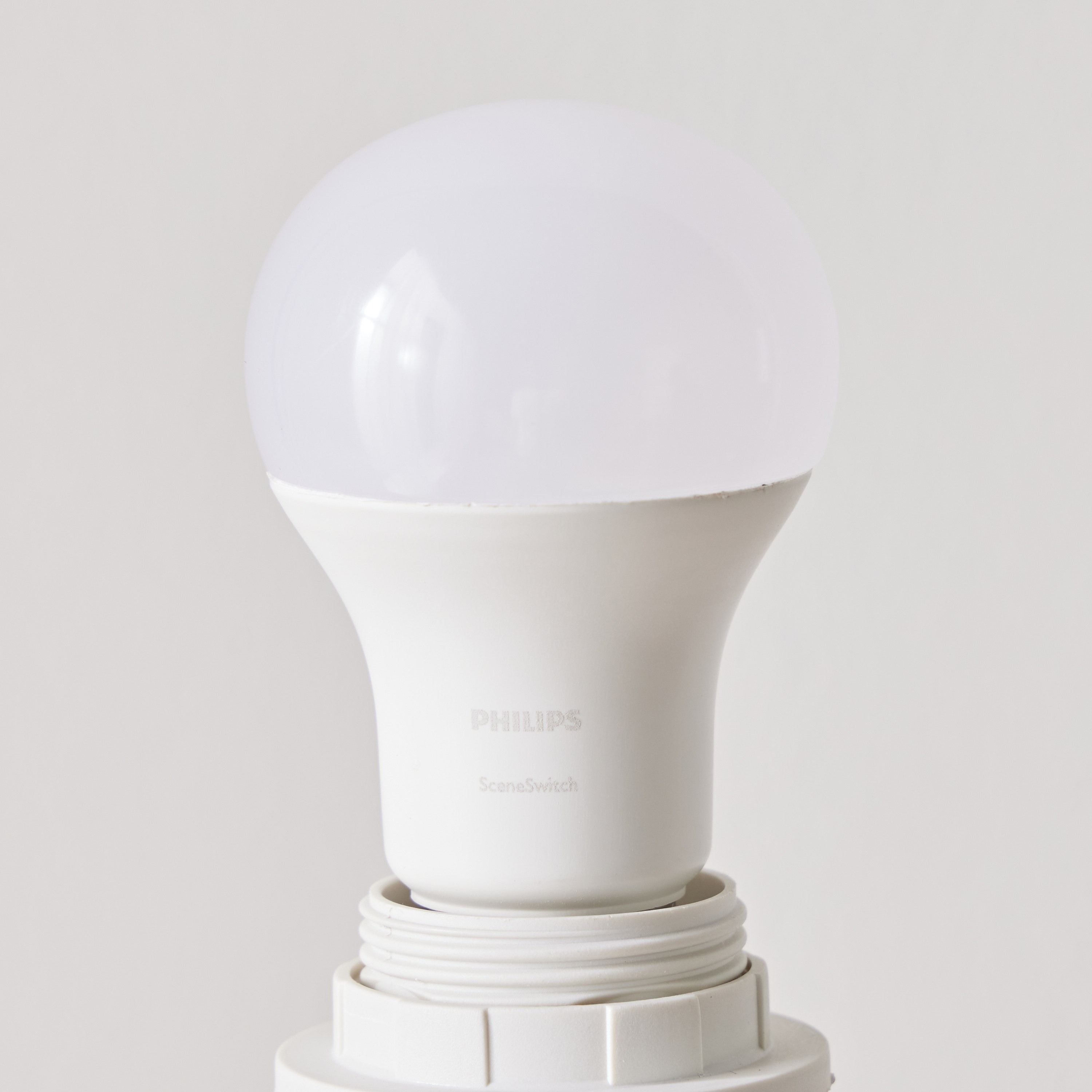 لمبة إل إي دي بلونين E 27 ضوء أبيض بارد ودافئ - 8 وات - فيليبس-household-lighting-bulbsandbatteries-bulbs-image-2
