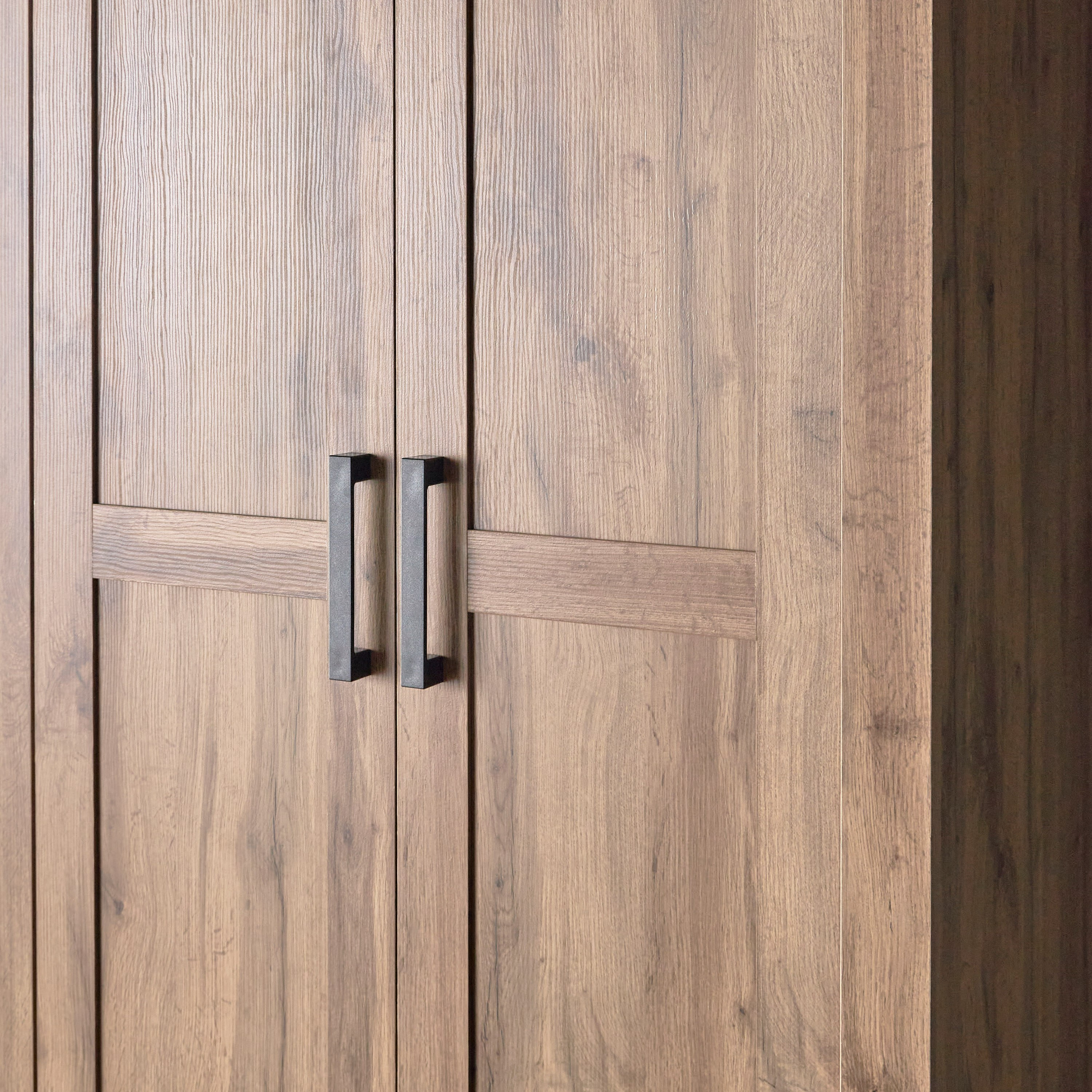 | خزانة ملابس بتصميم - كولتون