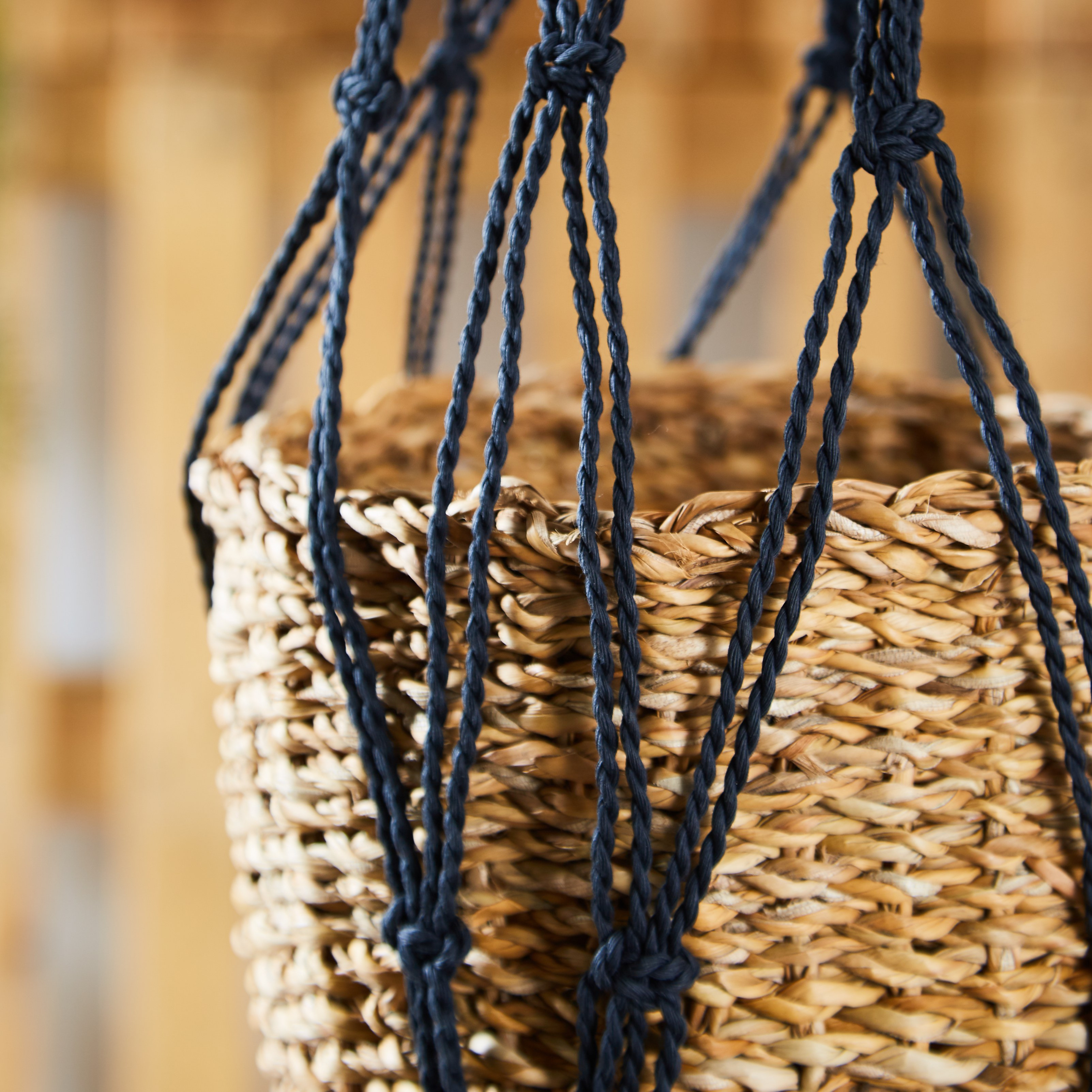 Russe Macrame Hanging Pot-household-gardenandoutdoor-potsandplanters-hangingplanters-image-3