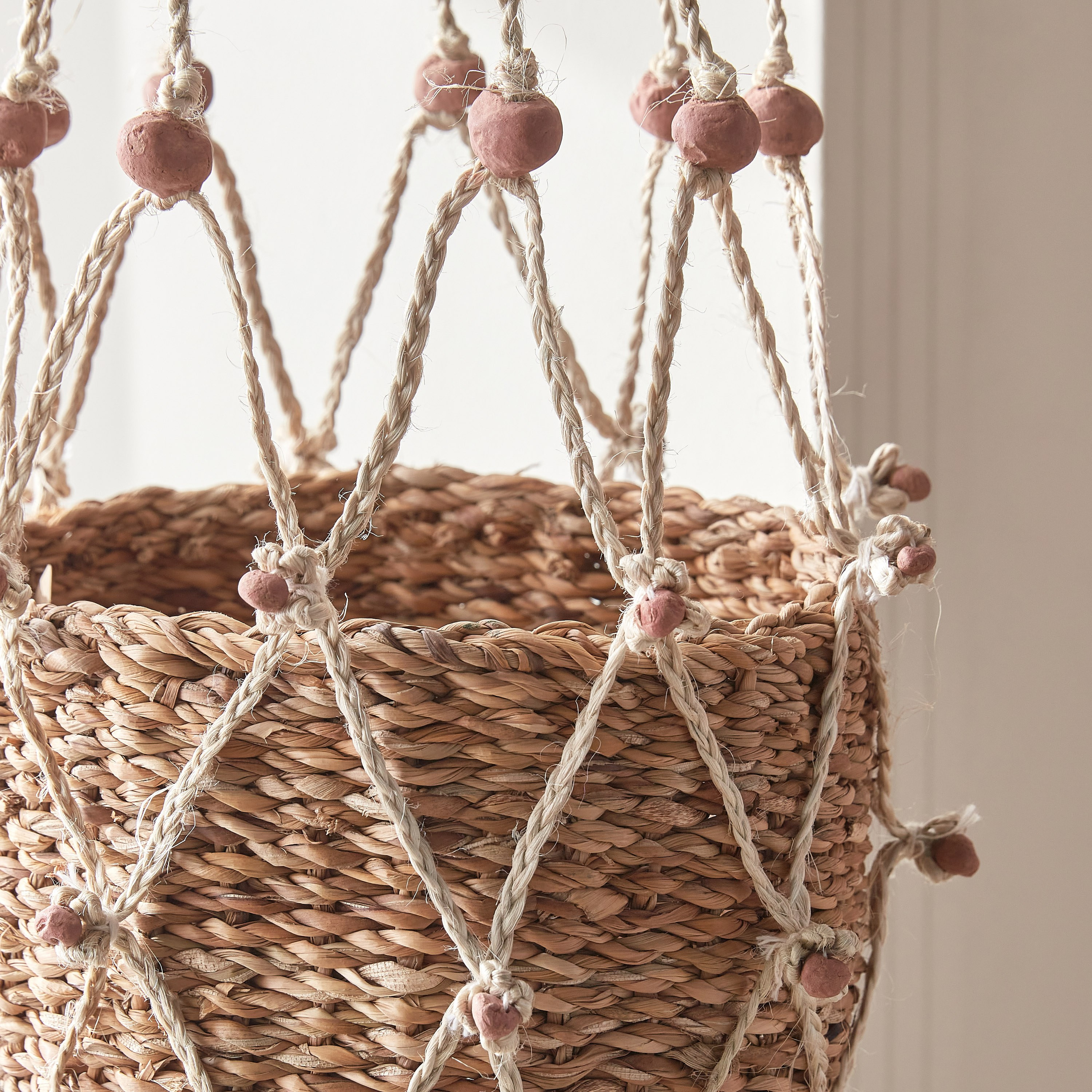 Russe Macrame Hanging Pot - 130 cms-household-gardenandoutdoor-potsandplanters-hangingplanters-image-3
