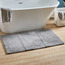 دعاسة حمّام فاخرة من الدرايلون - 70×120 سم-household-bathandlaundry-bathlinen-bathmatsandtubmats-image-4