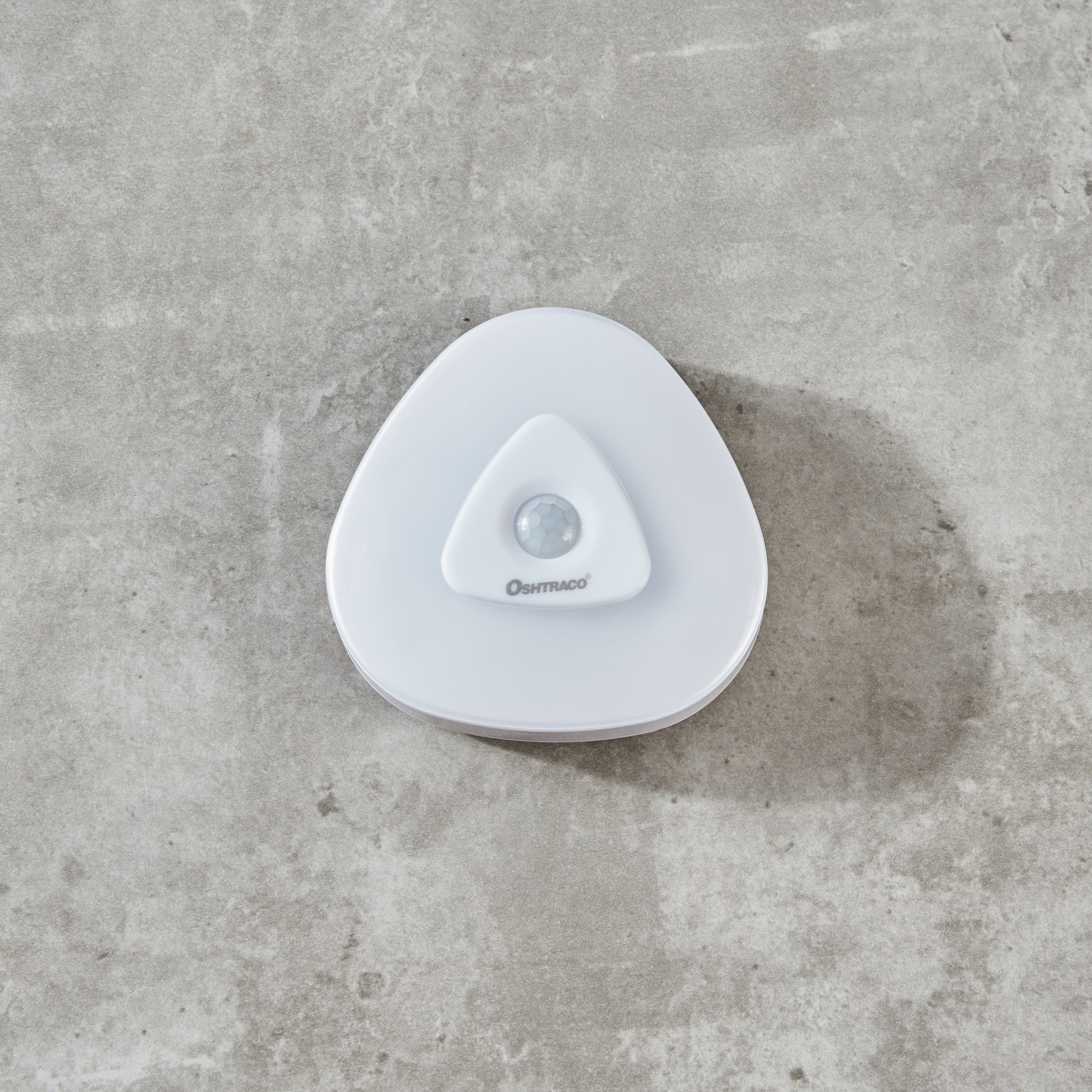 Oshtraco Auto On-Off Motion Sensor LED Light-household-lighting-electricalaccessories-image-3