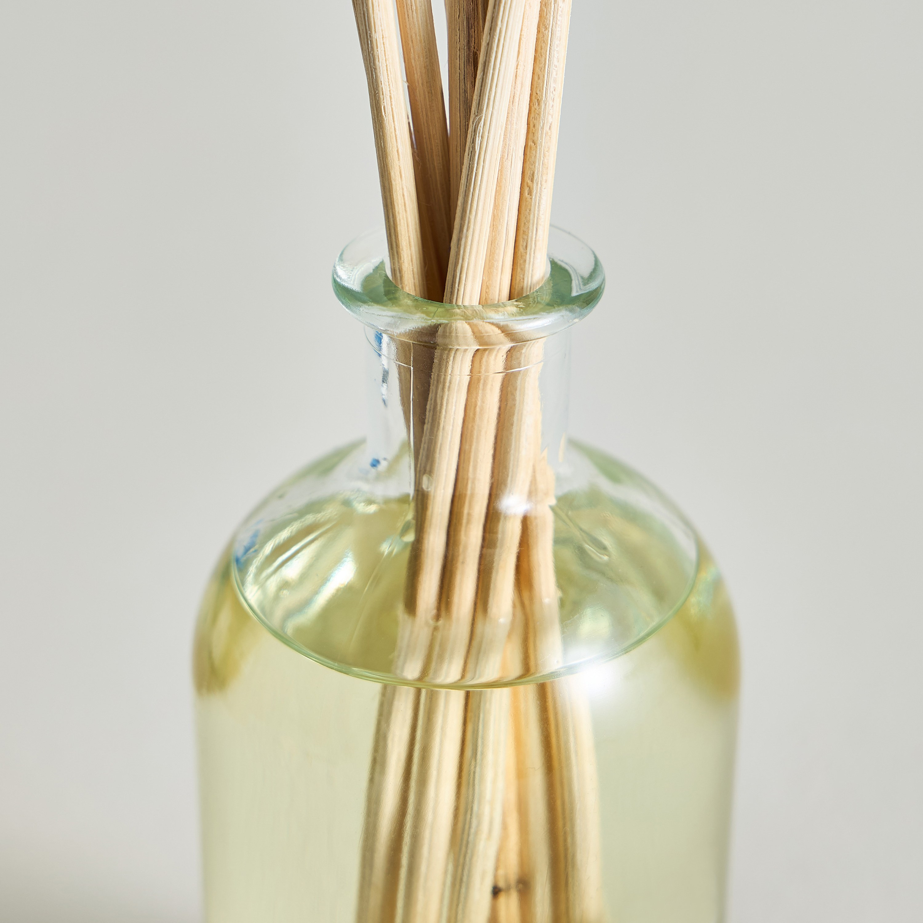 Relax Olphactory White Musk Diffuser - 250 ml-household-homefragrance-reeddiffusers-image-3