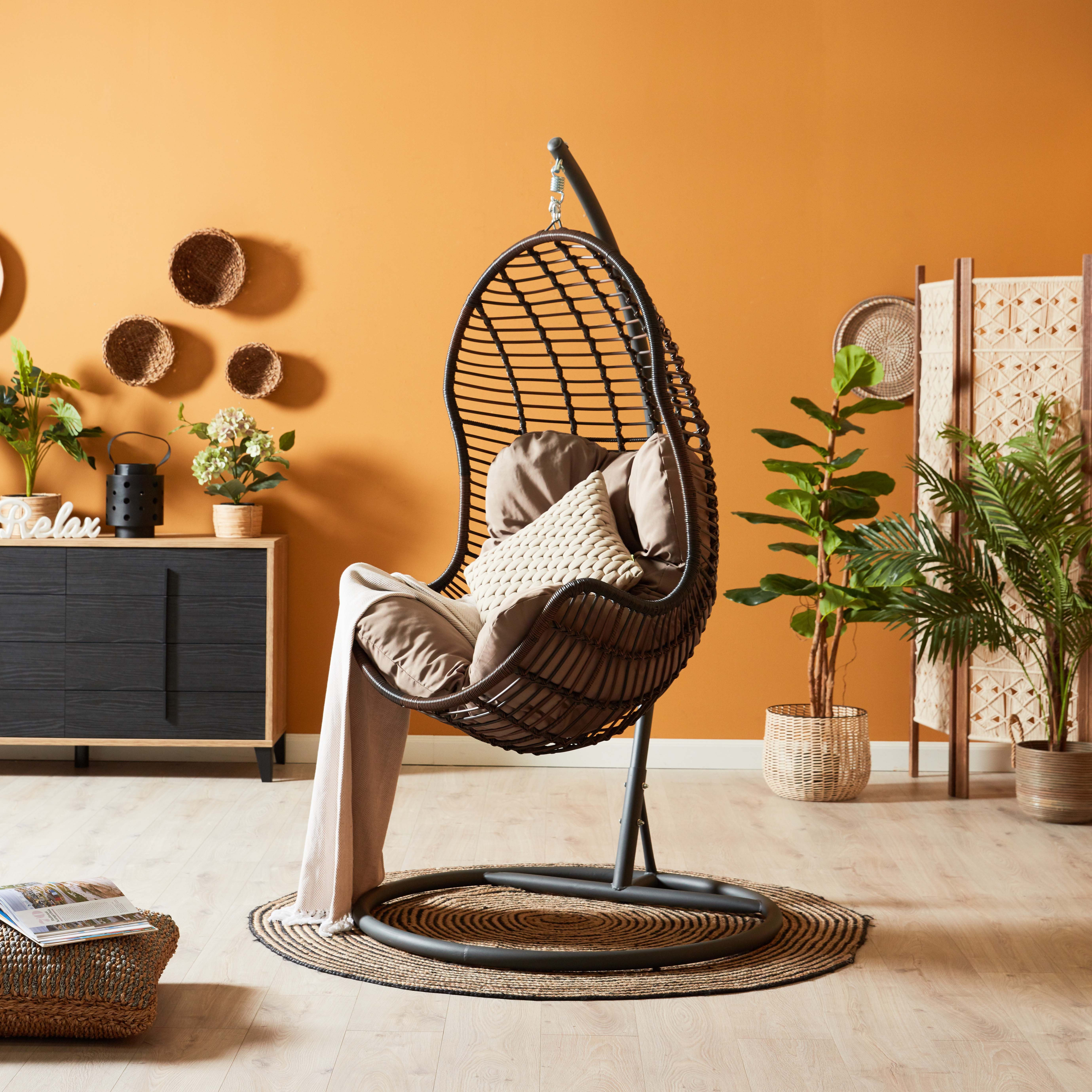 Belham egg online chair