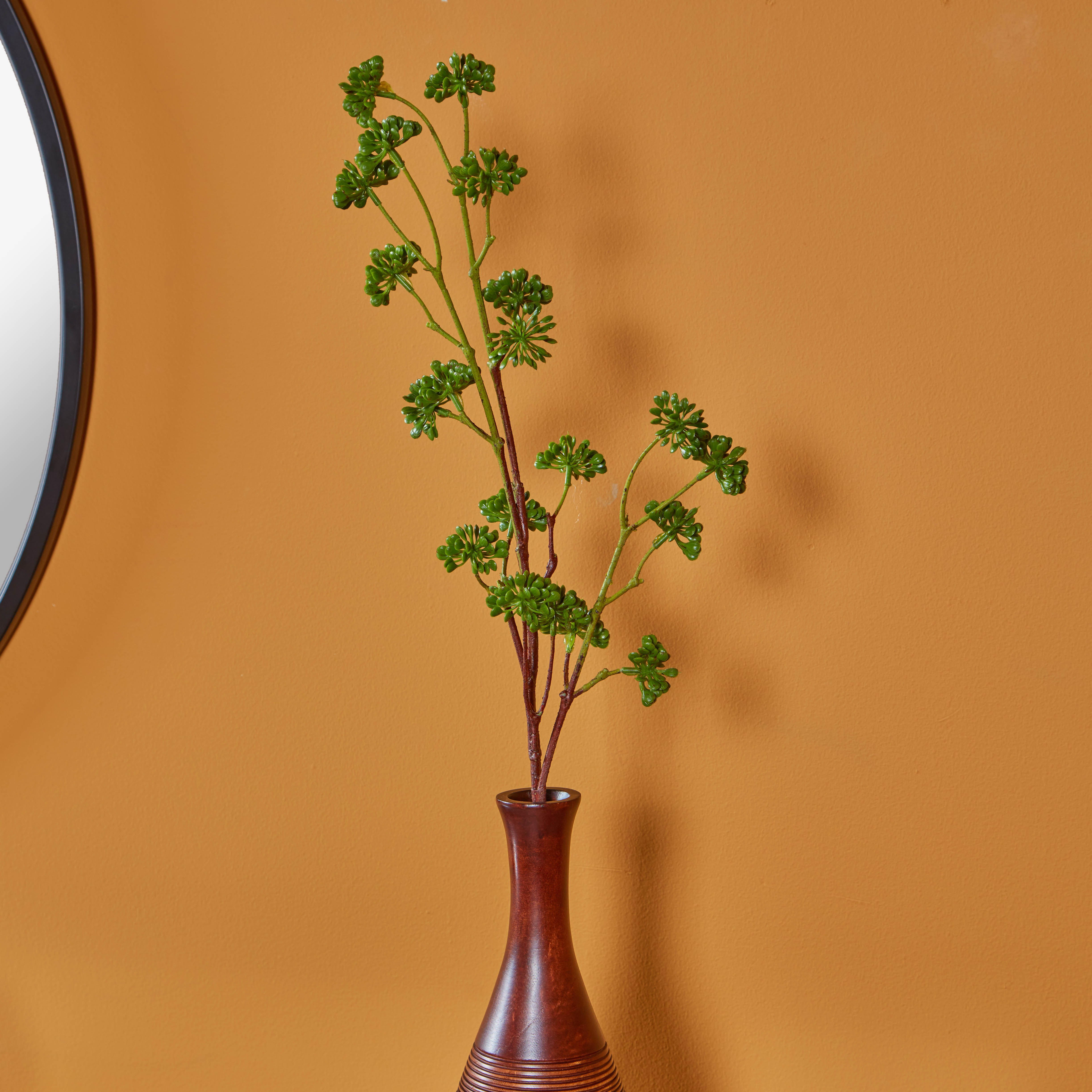 Plastic Berry Spray - 81.3 cms-household-gardenandoutdoor-artificialflowersandplants-fillers-image-1