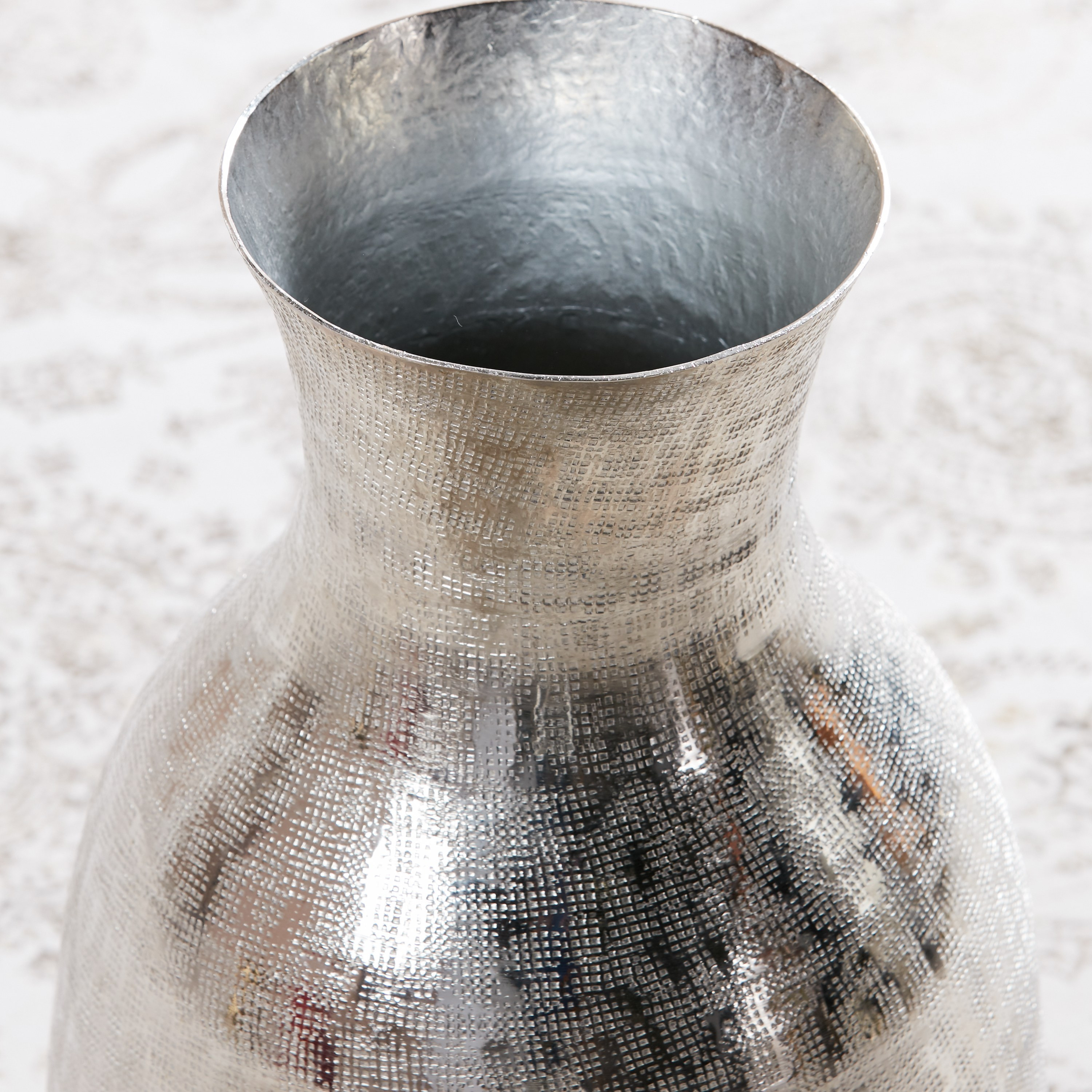 Decorative Vase with Net Detailing-household-decor-vasesandbowls-image-3