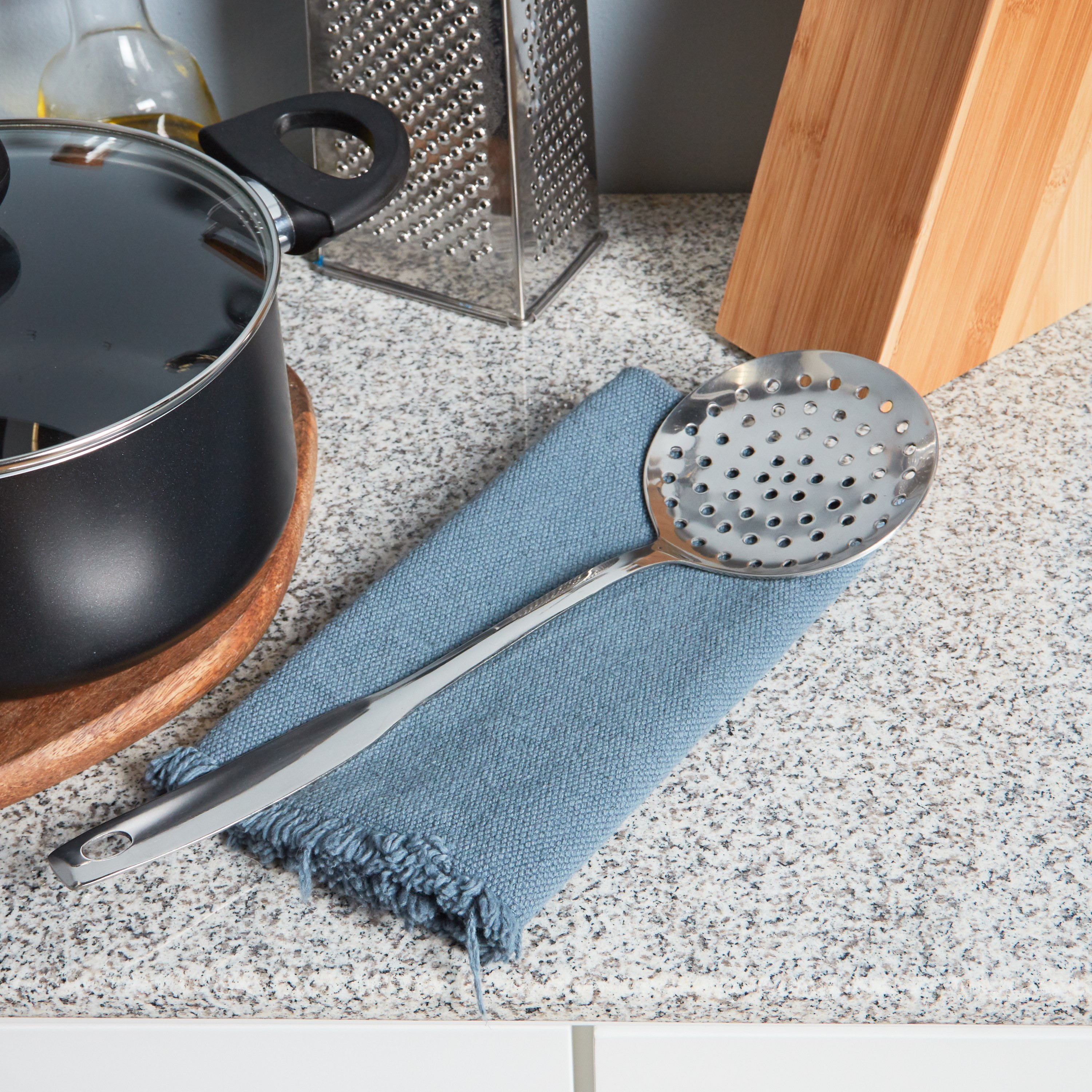 Vera Stainless Steel Skimmer-household-kitchen-kitchentoolsandutensils-cookingutensils-image-1