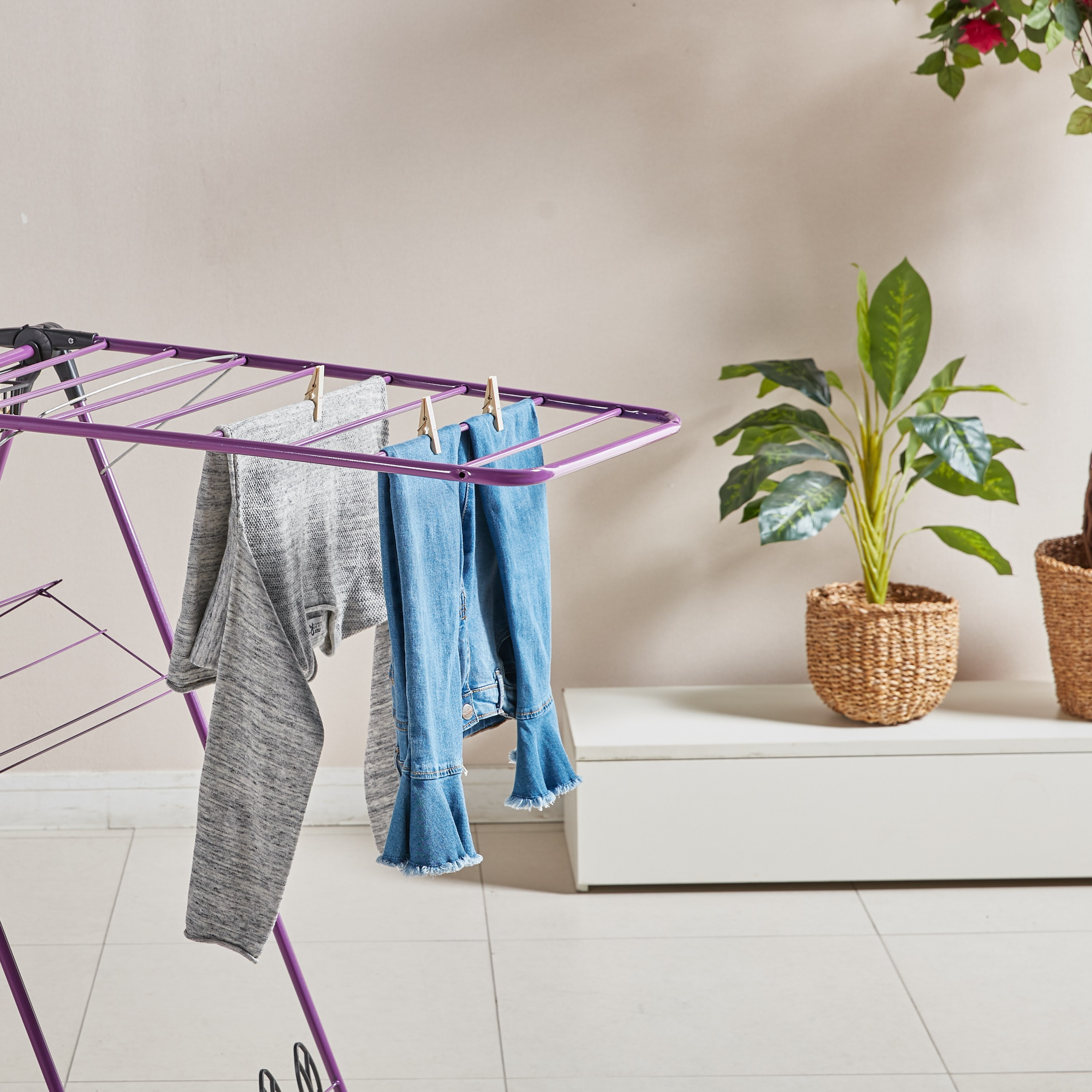 Drippy Clothing Pegs - Set of 100-household-bathandlaundry-laundrysolutions-laundryaccessories-image-3