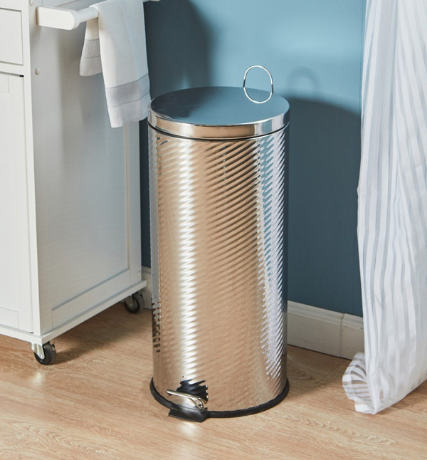 Ruth Multi Step Machine Shop Ruth Textured Step Bin - 30 L | Home Centre UAE