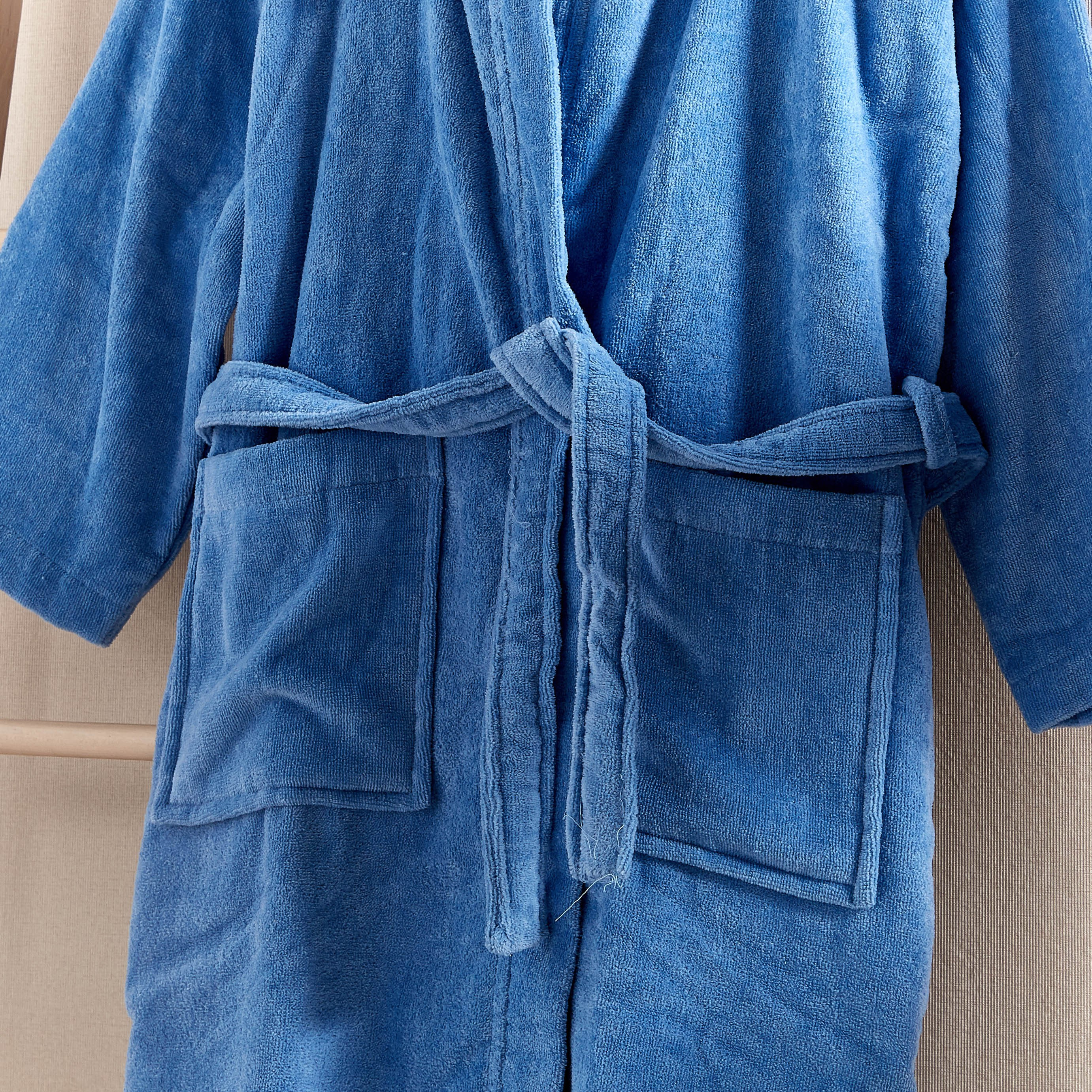 Velour Medium Bathrobe with Hood-household-bathandlaundry-bathlinen-bathrobesandslippers-bathrobes-image-2