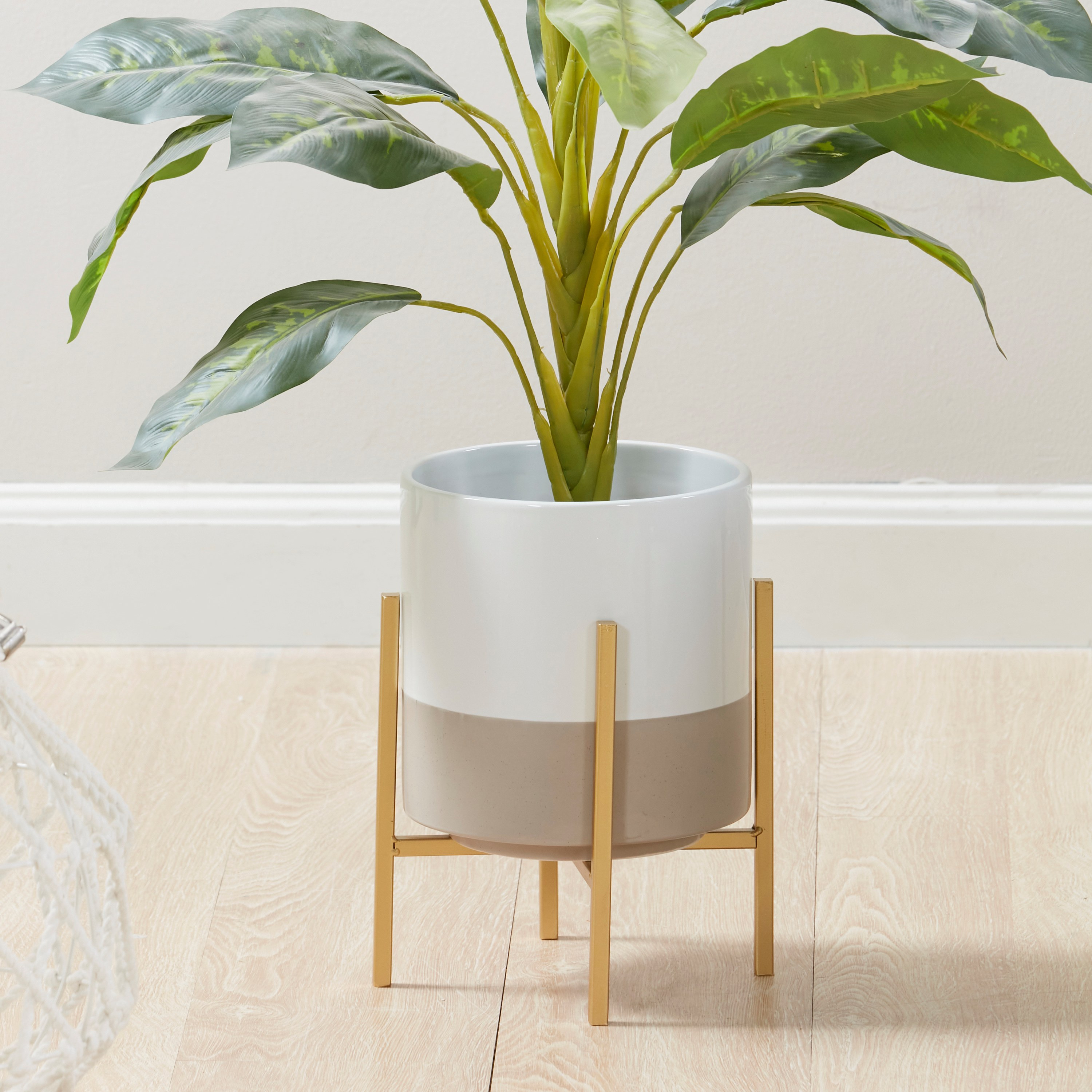 Gala Planter with Metal Stand-household-gardenandoutdoor-potsandplanters-planters-image-1
