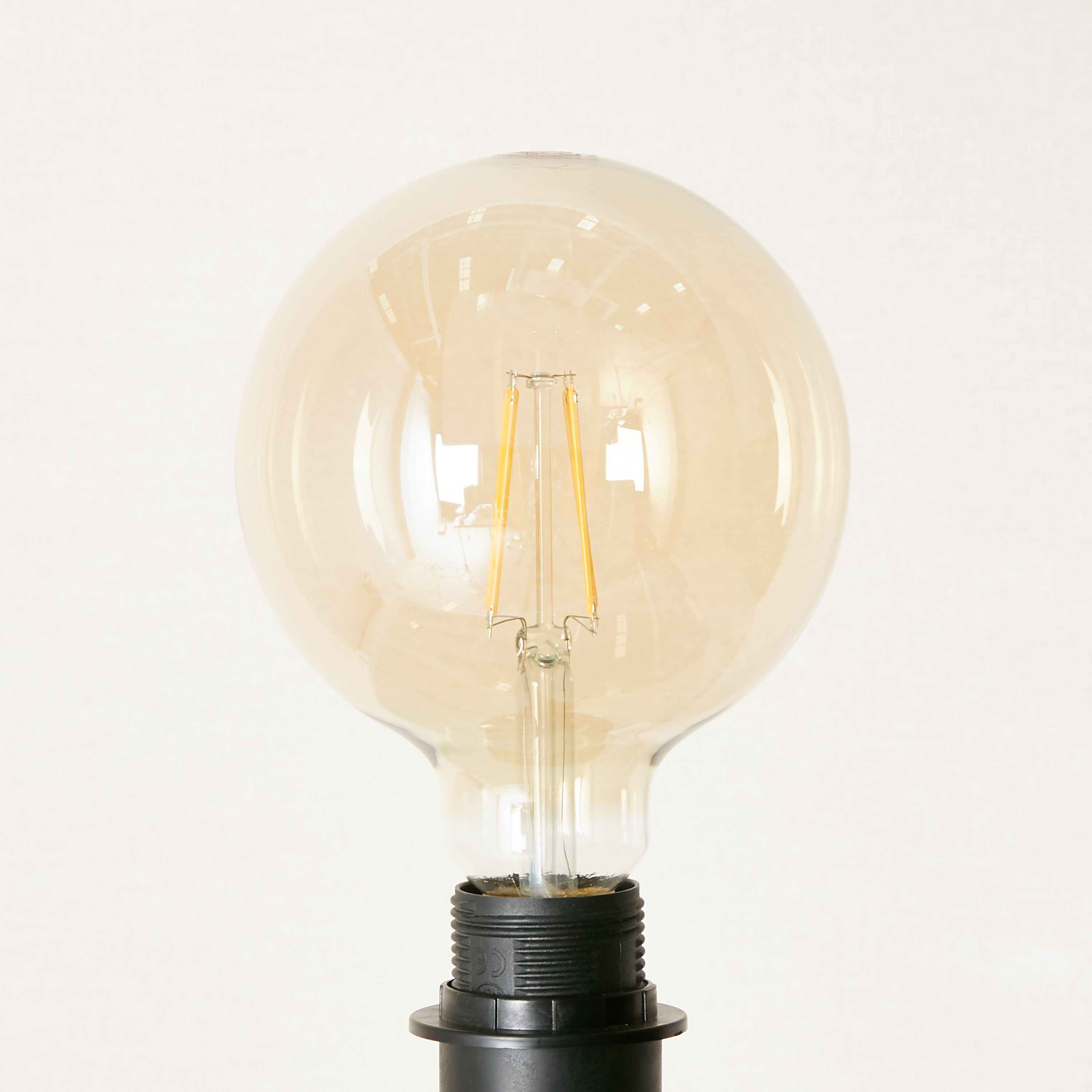 Osram Vintage LED Globe Bulb-household-lighting-bulbsandbatteries-bulbs-image-1