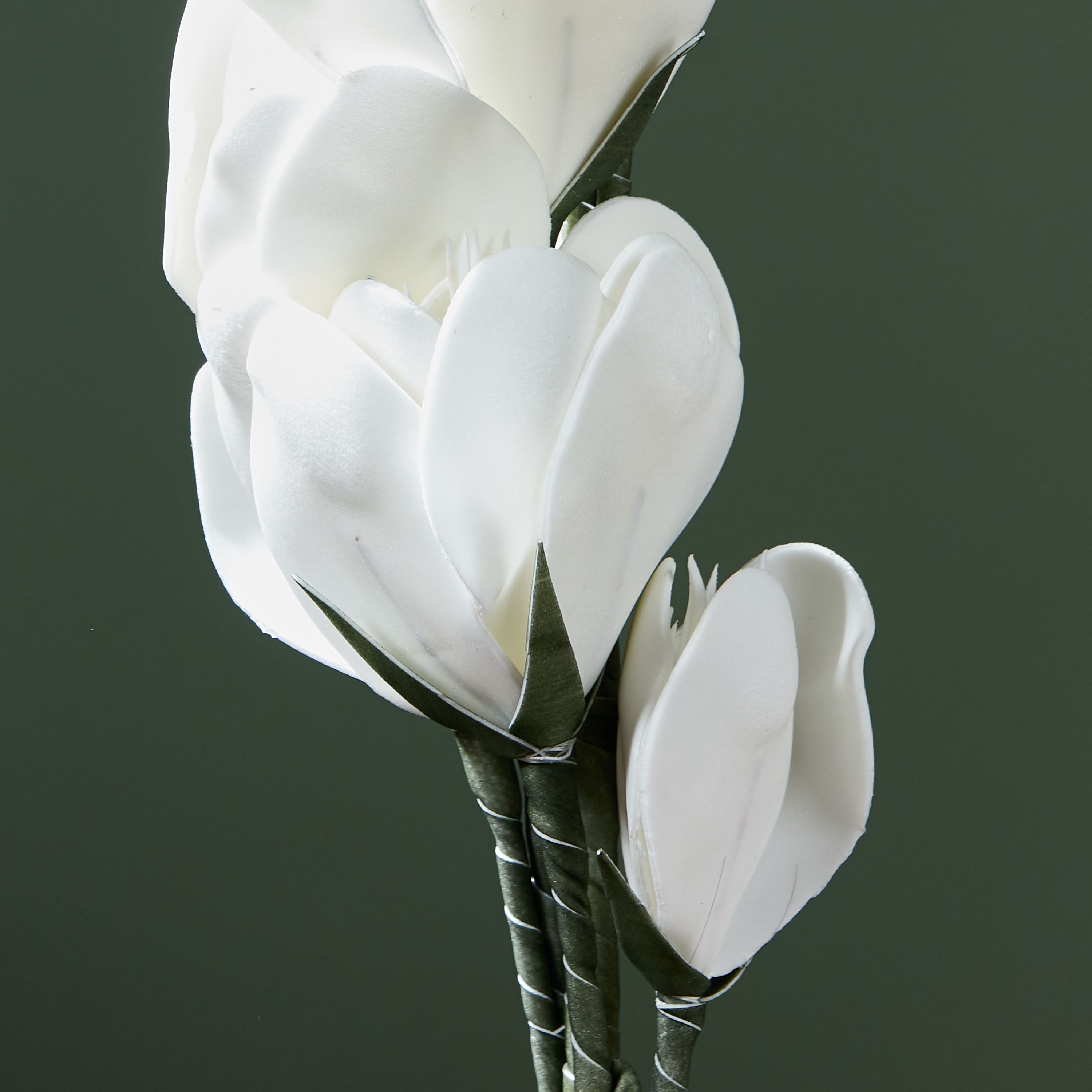 Decorative Yulan Flower Stem-household-gardenandoutdoor-artificialflowersandplants-flowers-image-2