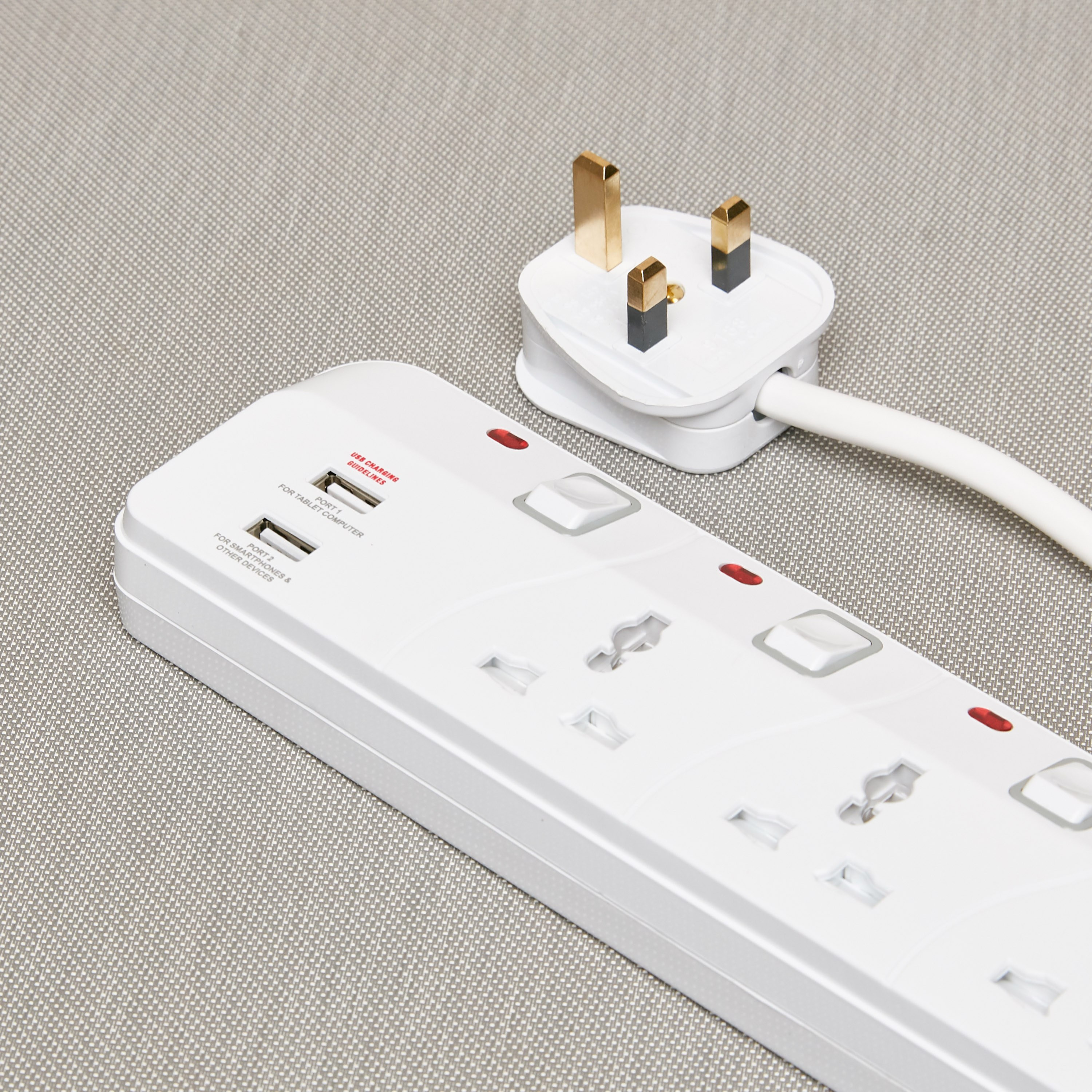 Oshtraco 4-way Universal Switch Socket with 2-Metre Cord-household-lighting-electricalaccessories-image-2
