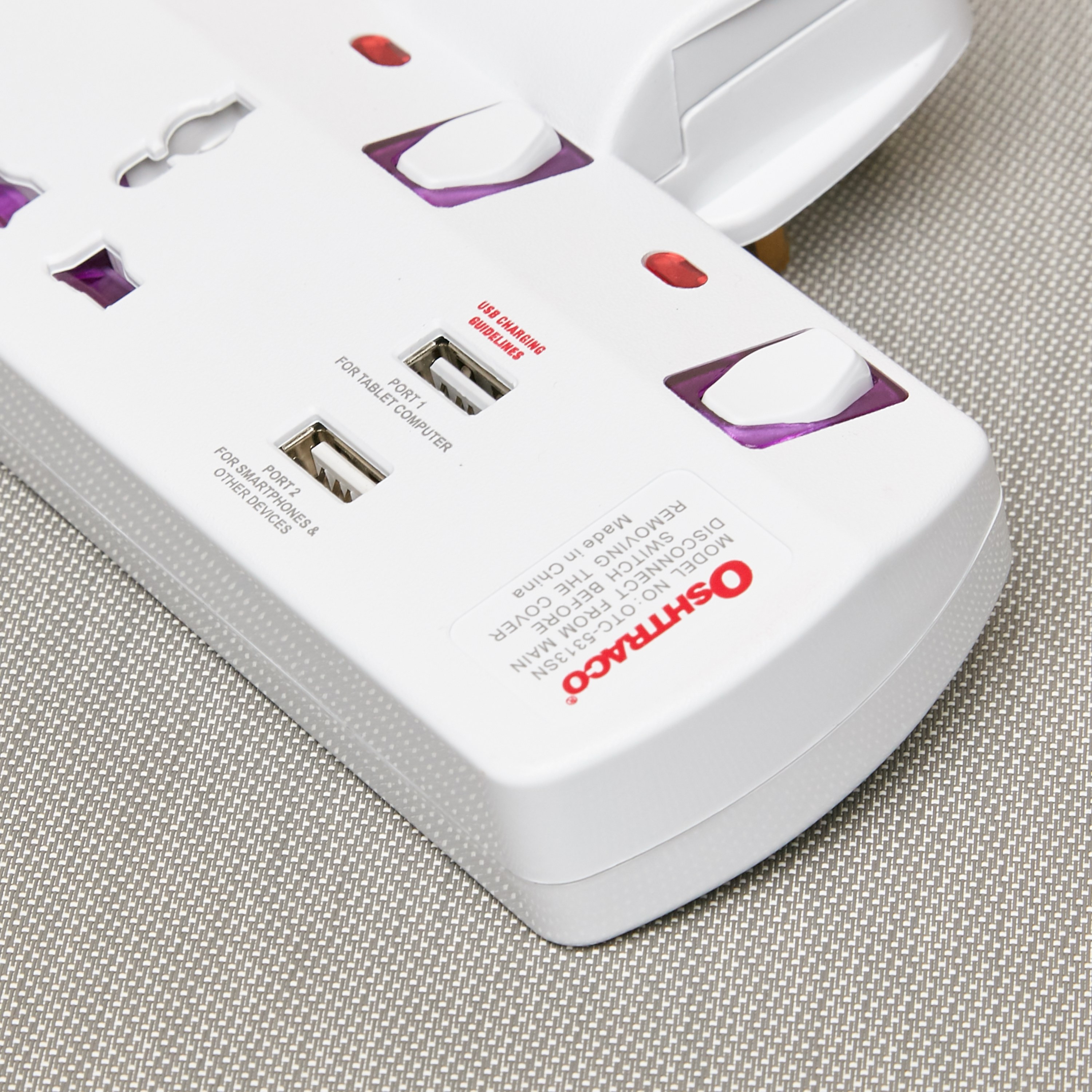 Oshtraco 2-Way Switch T-Socket Adapter-household-lighting-electricalaccessories-image-2