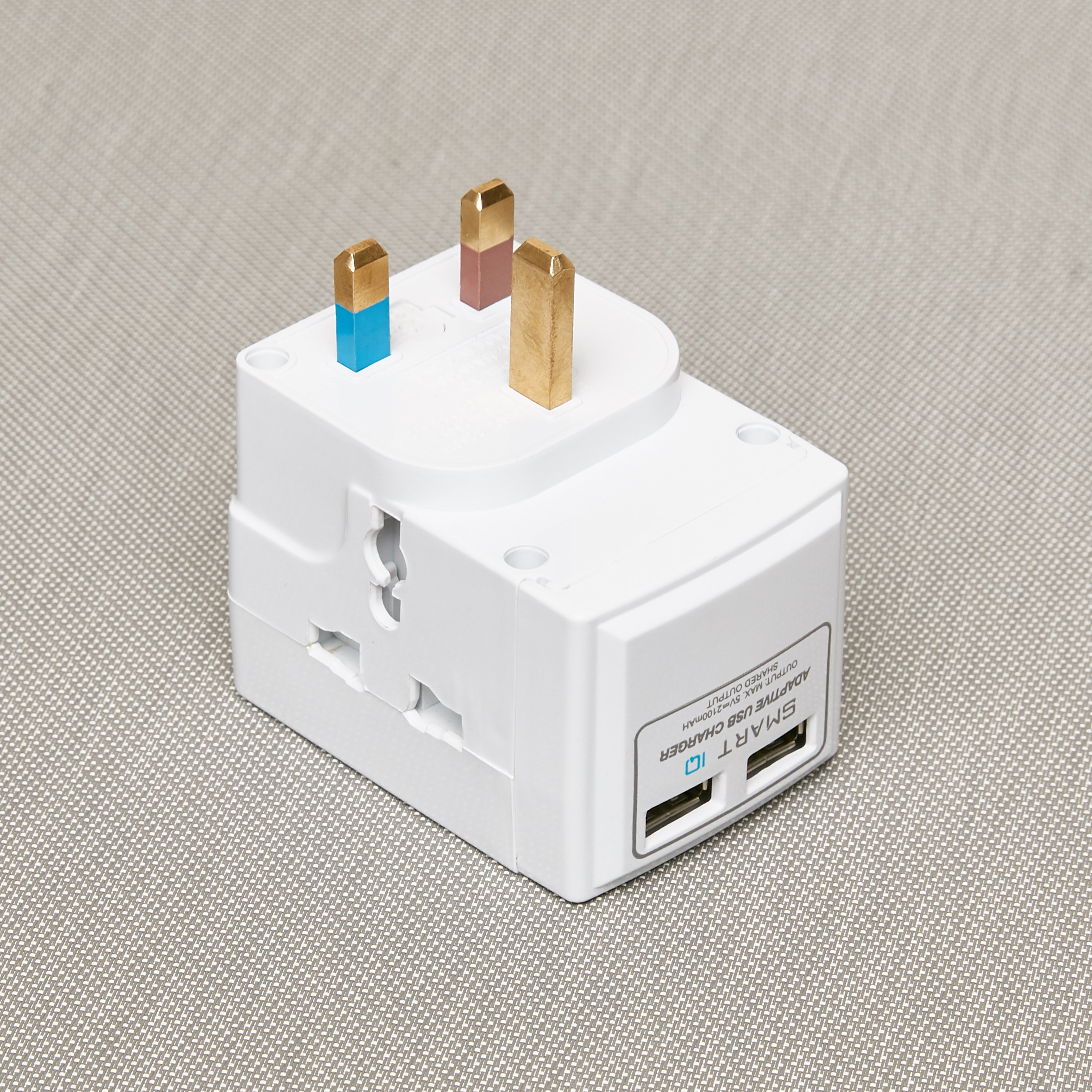 Oshtraco 3-Way Universal Multi-Adaptor-household-lighting-electricalaccessories-image-2