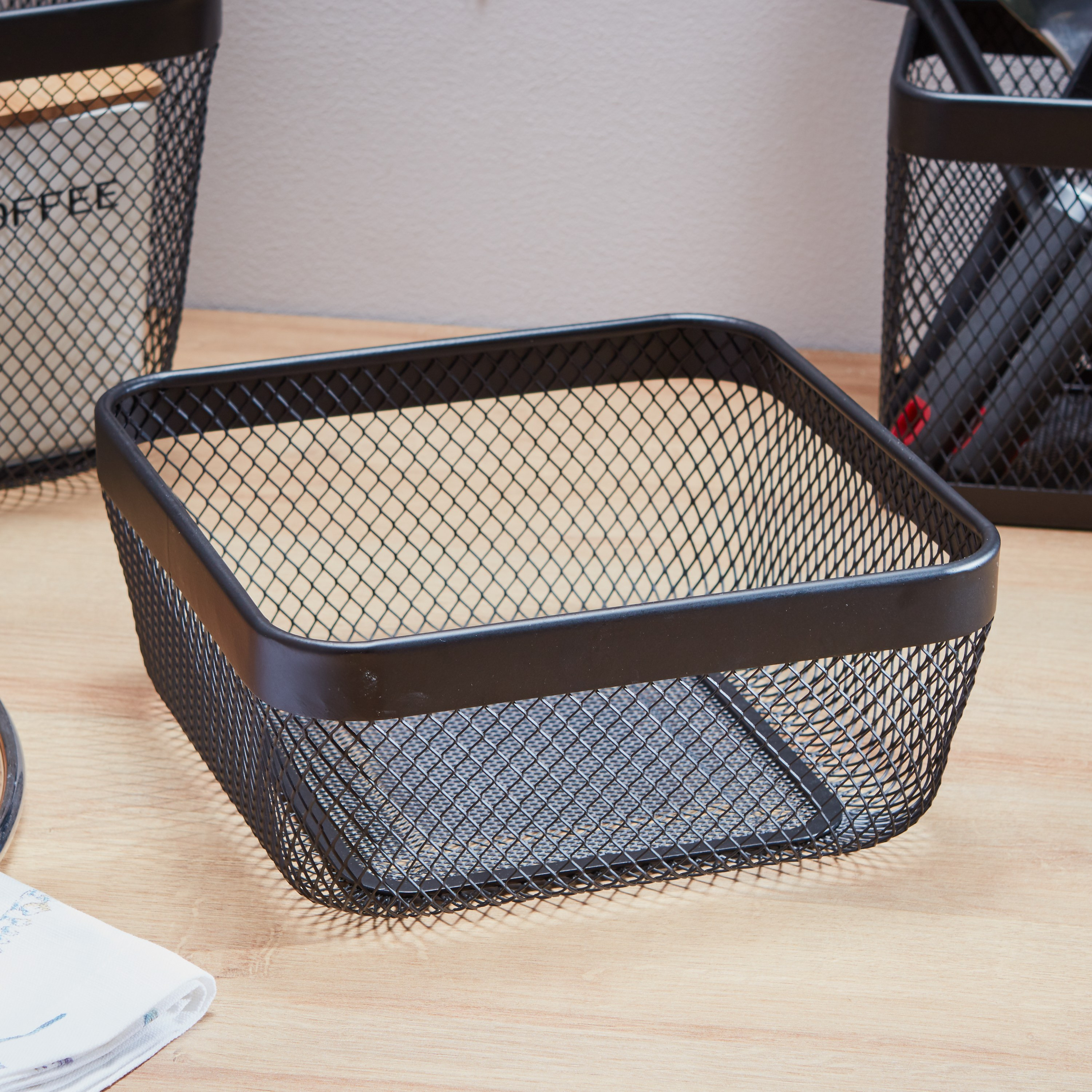 Nordic Fruit Basket-household-kitchen-foodstorage-fruitbaskets-image-1