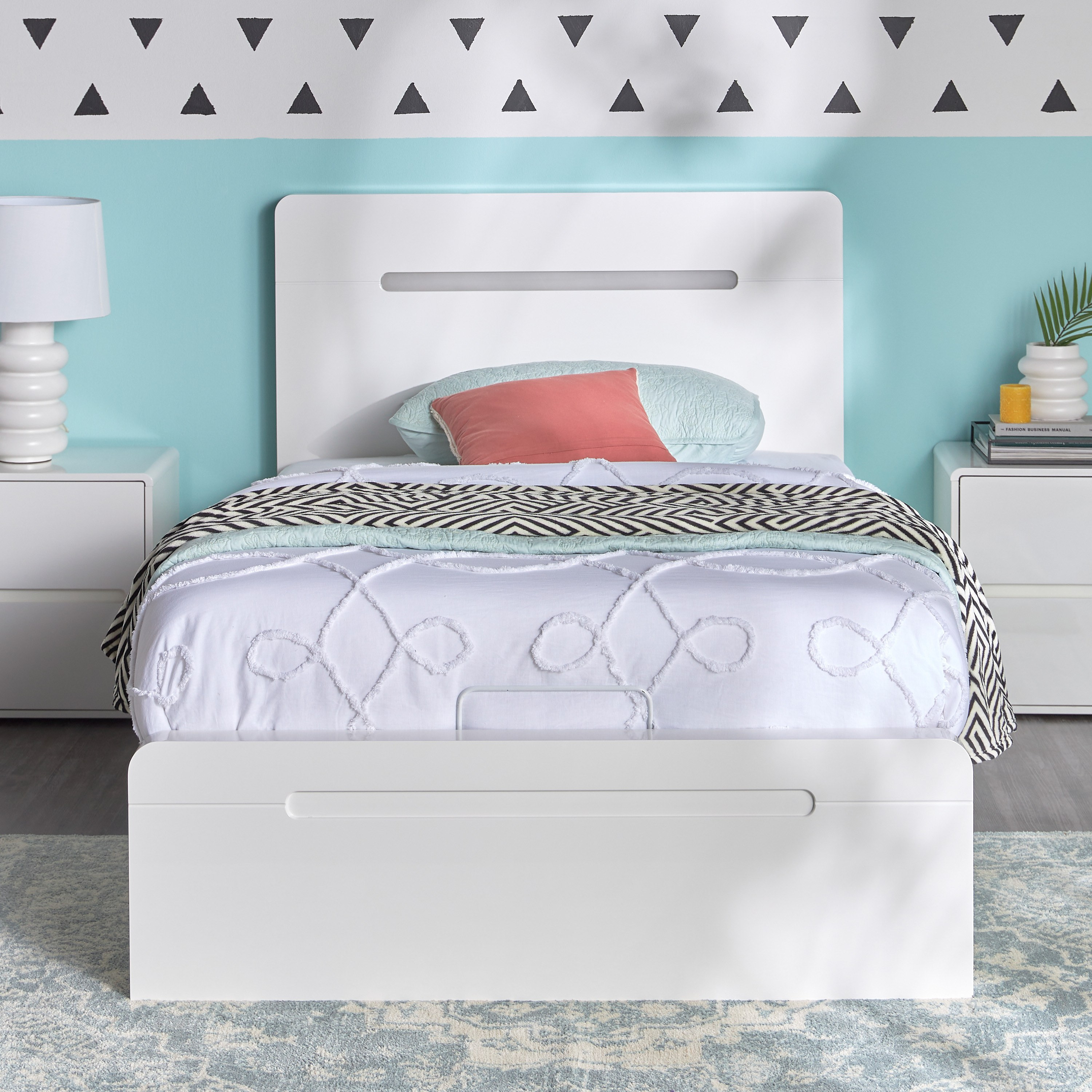 Double size deals bed with storage