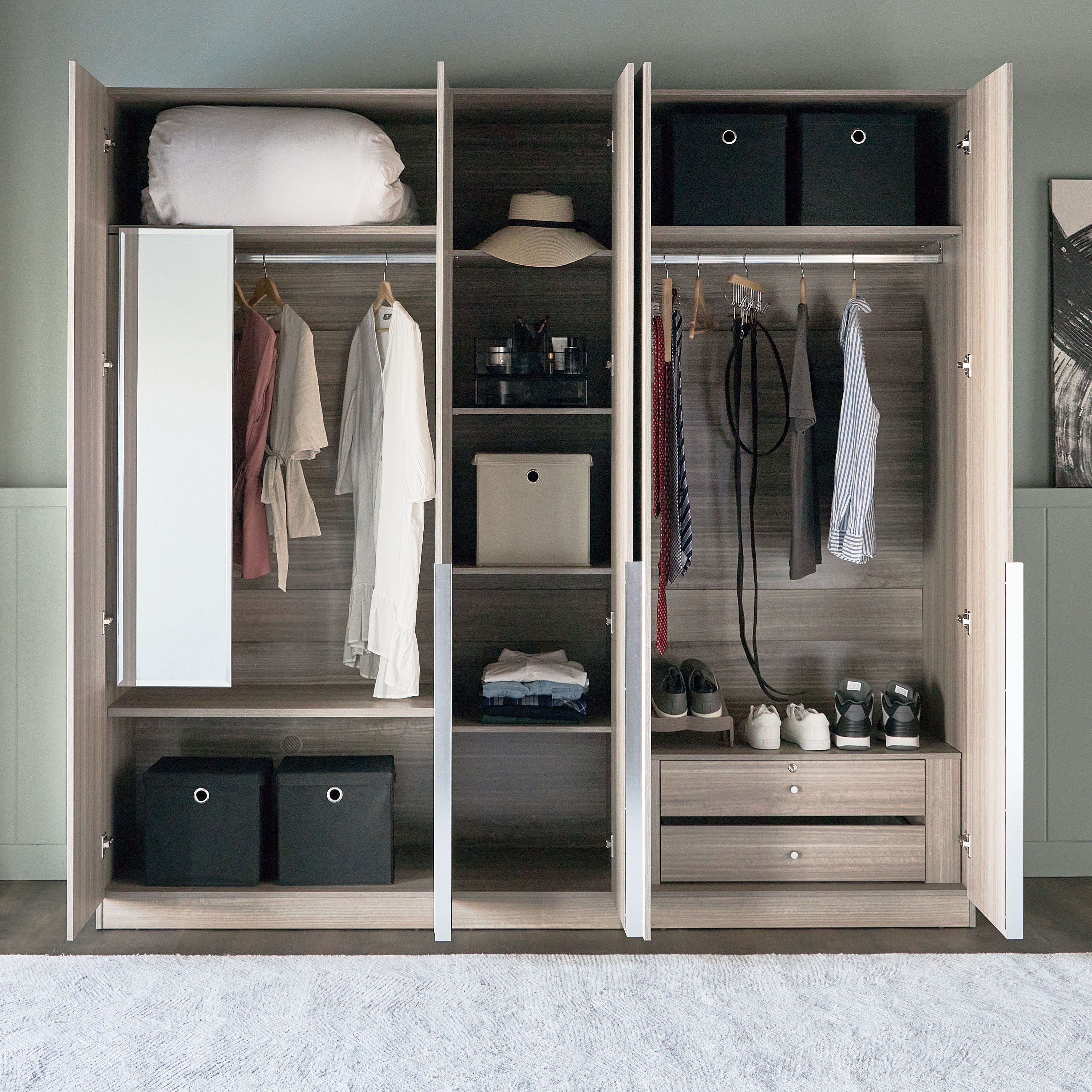 5 door wardrobe with store dressing table