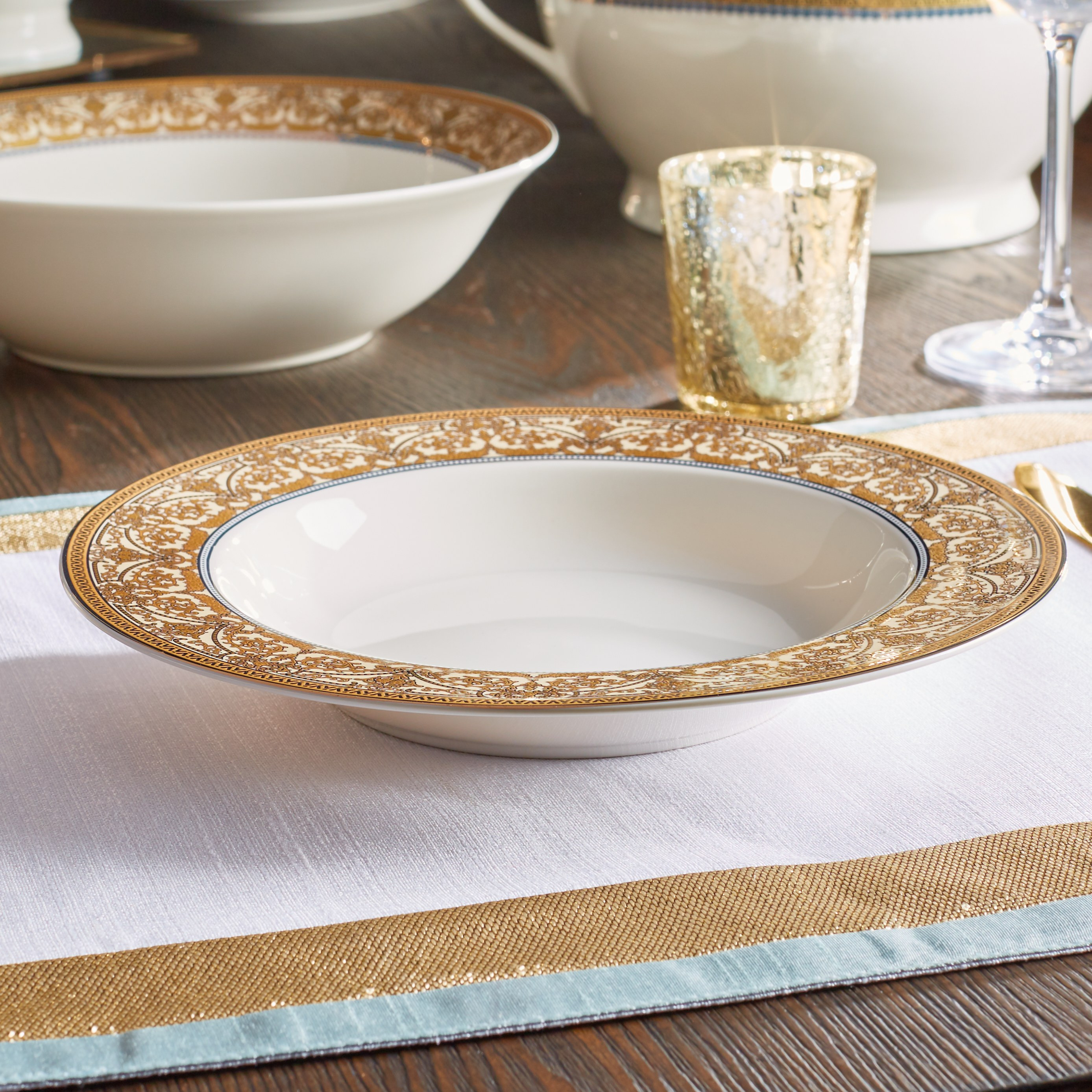 صحن حساء بطبعات من أومتاز - 22 سم-household-dining-dinnerware-plates-image-1