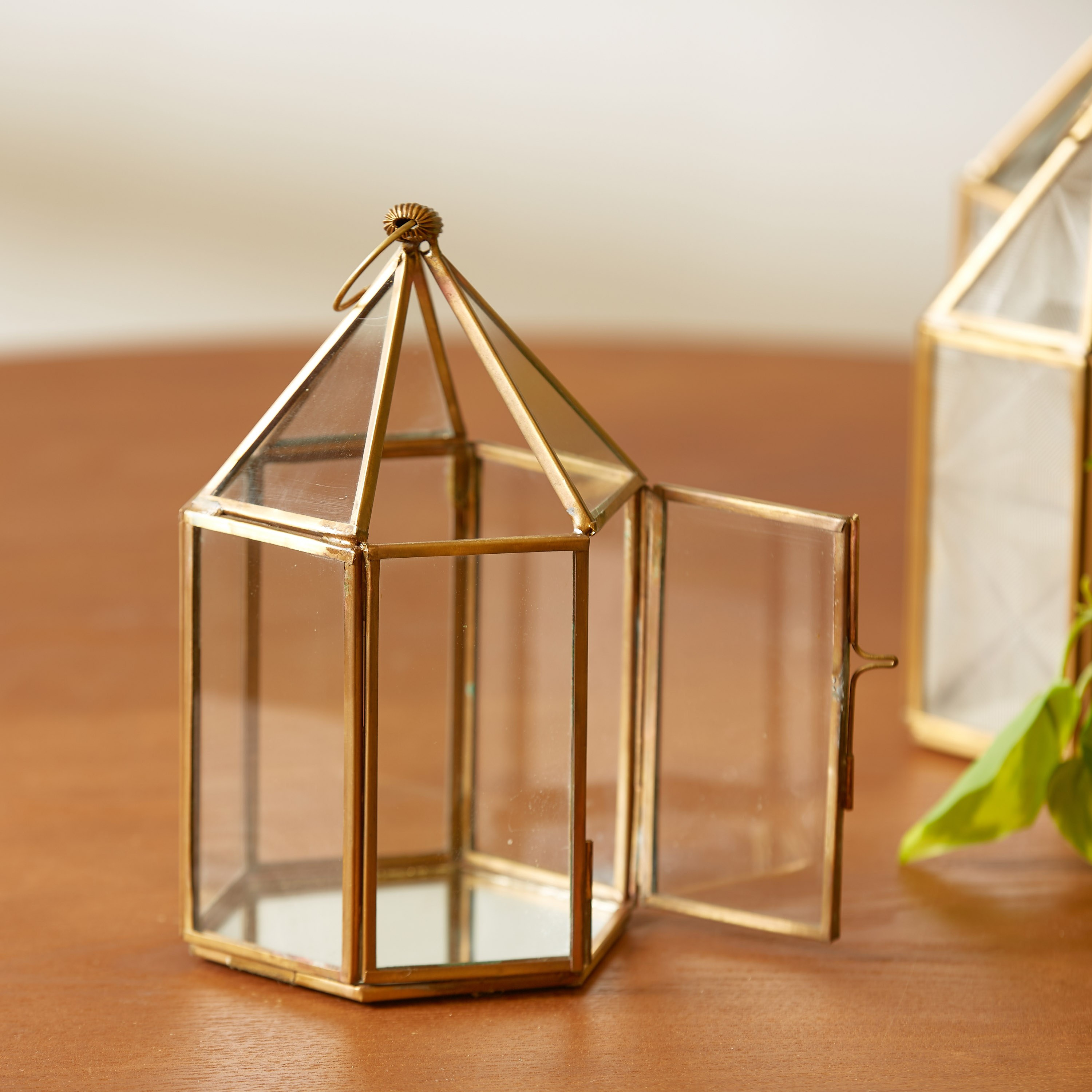 Uniglow Glass Lantern-household-decor-candleholdersandlanterns-image-2