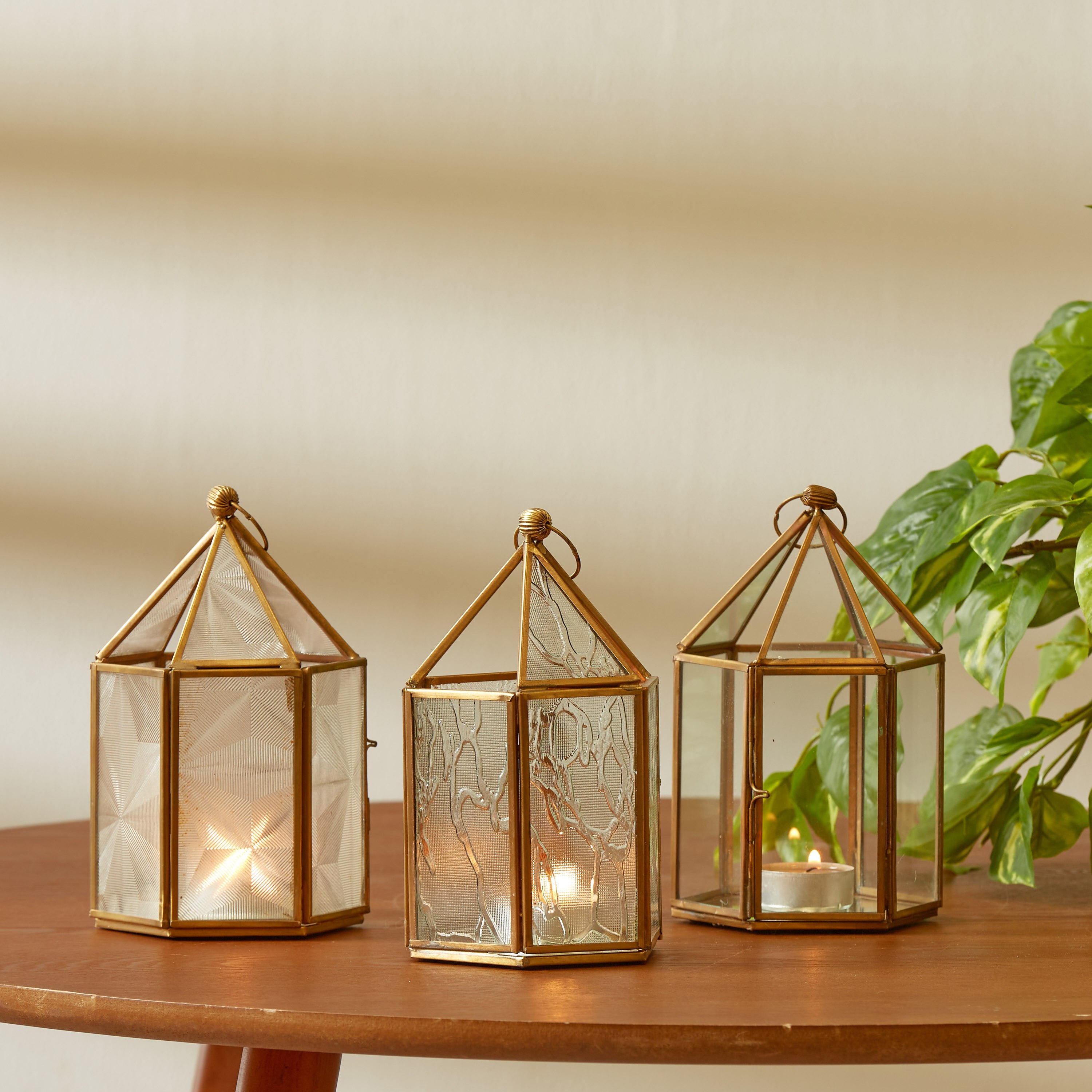 Uniglow Crackeled Texture Lantern-household-decor-candleholdersandlanterns-image-4