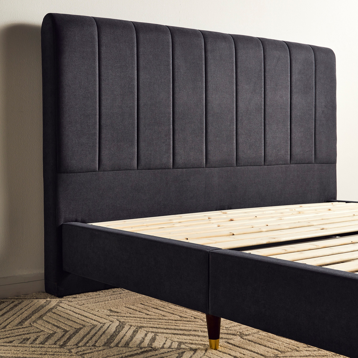 سرير كينج بتصميم فايبرنت 11 | سرير كينج بتصميم فايبرنت