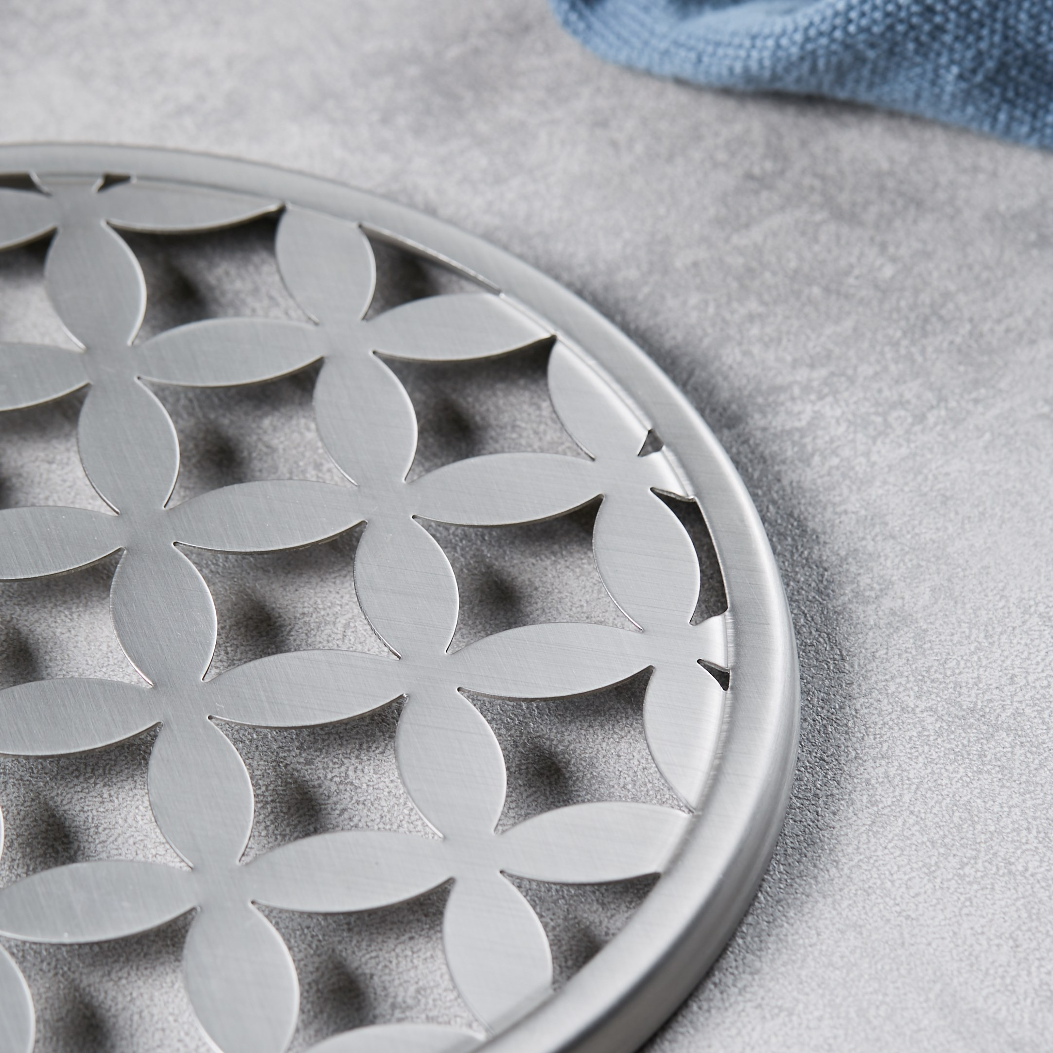 Weave Trivet with Cutouts-household-kitchen-kitchenorganising-countertoporganising-image-2