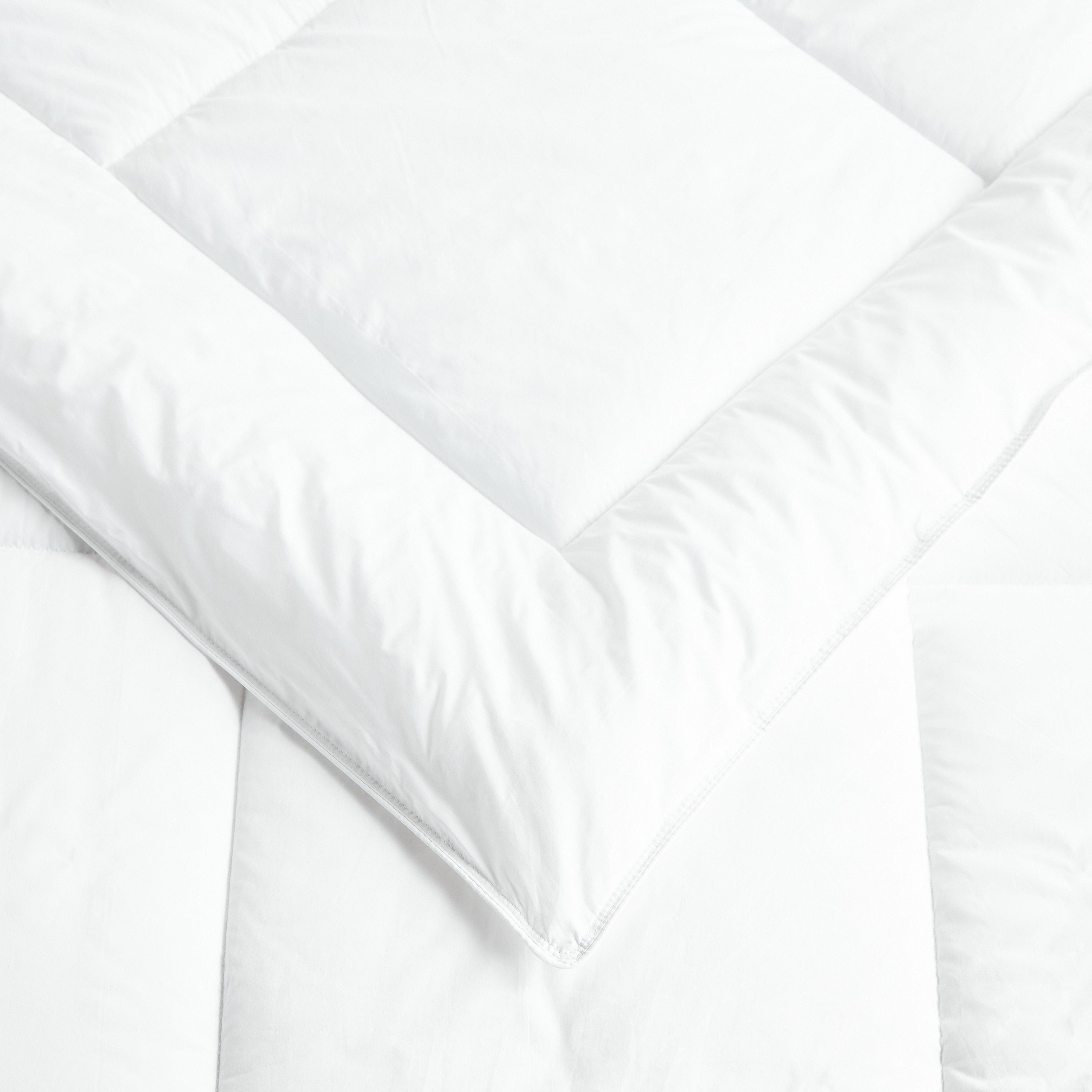 لحاف كينج متوسط الدفء من الألياف الدقيقة المضادة للميكروبات - 230x220 سم-household-bedding-duvetandcovers-duvets-image-4