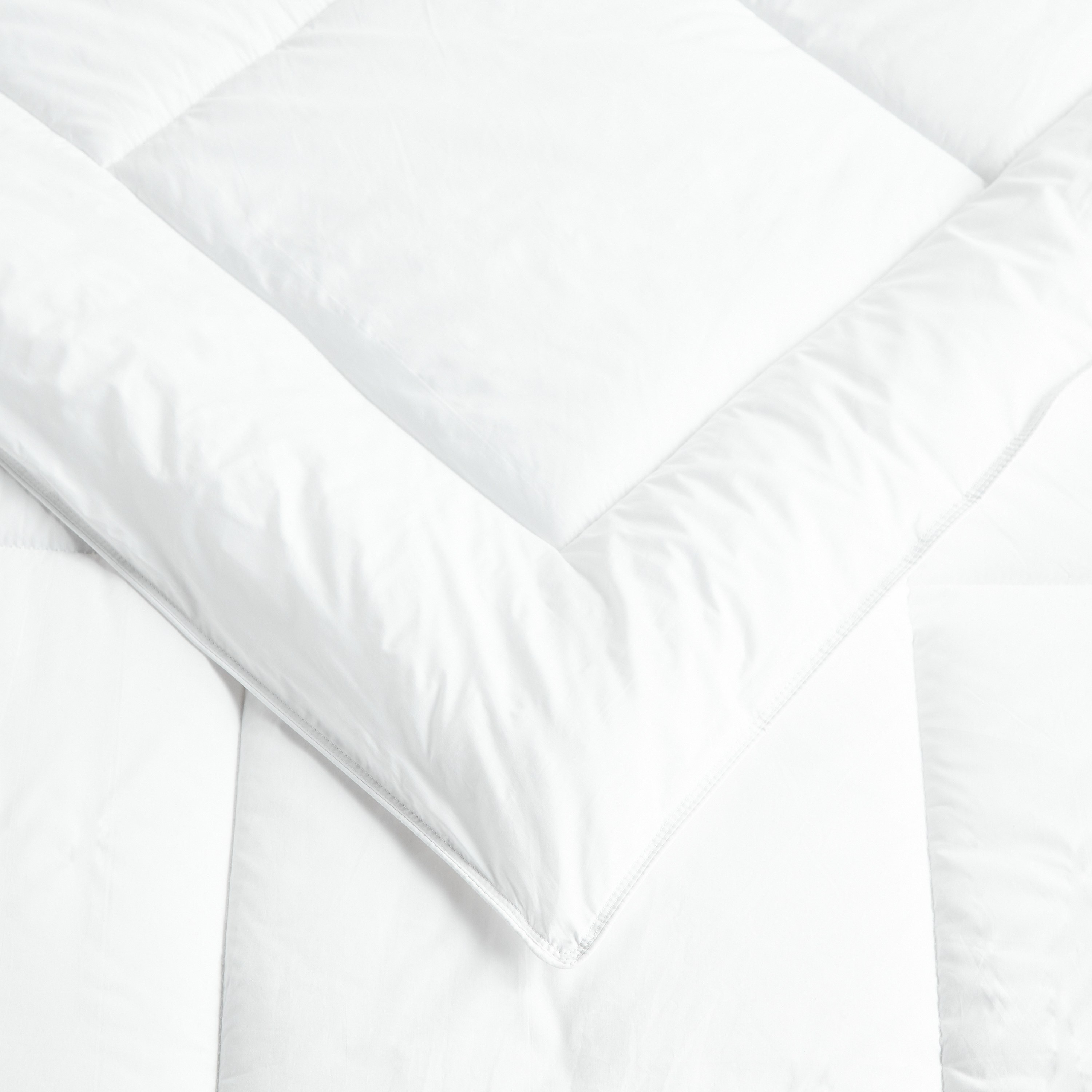 Antibacterial Microfiber Mid Warm Queen Duvet - 200x200 cm-household-bedding-duvetandcovers-duvets-image-4