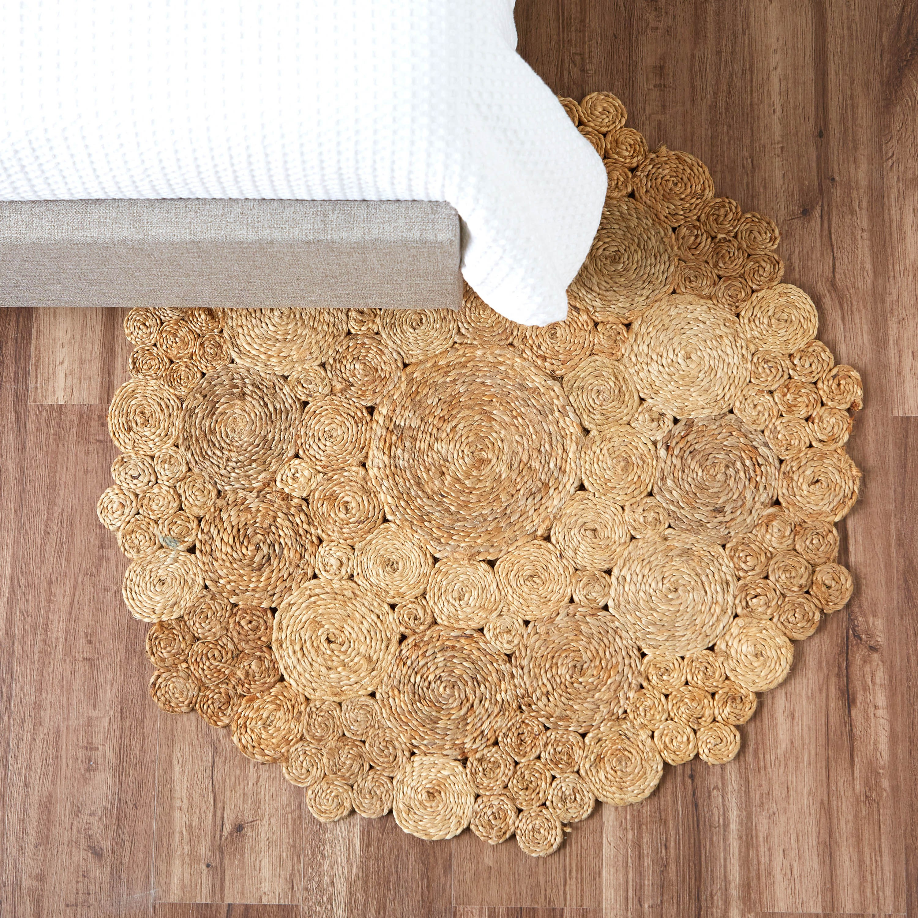 Qatar Rugs Buy Vivian Handmade Jute Rug - 90 cm Online | Centrepoint Qatar