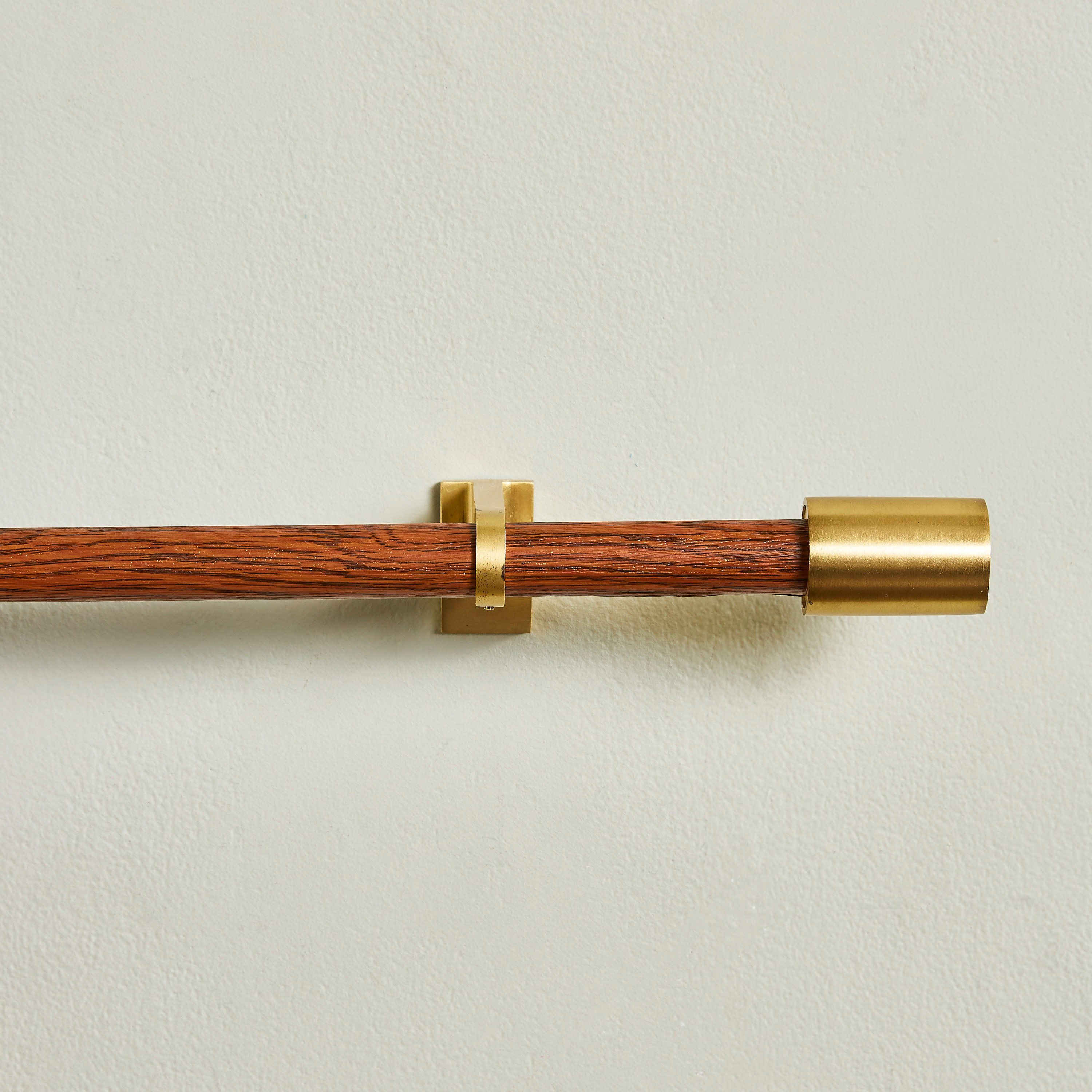 Aries Wooden Single Extendable Curtain Rod - 112-274 cm-household-windows-curtainrodsandaccessories-curtainrods-image-2