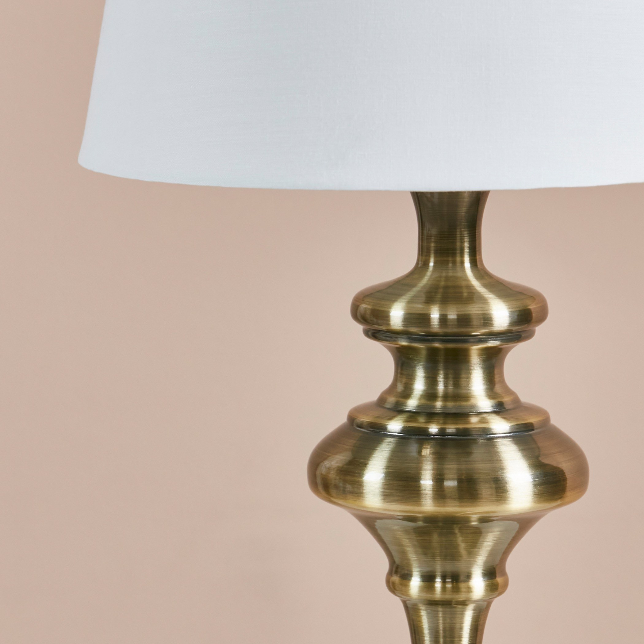 Loreley Metal Table Lamp - 61 cm-household-lighting-tableanddesklamps-image-3