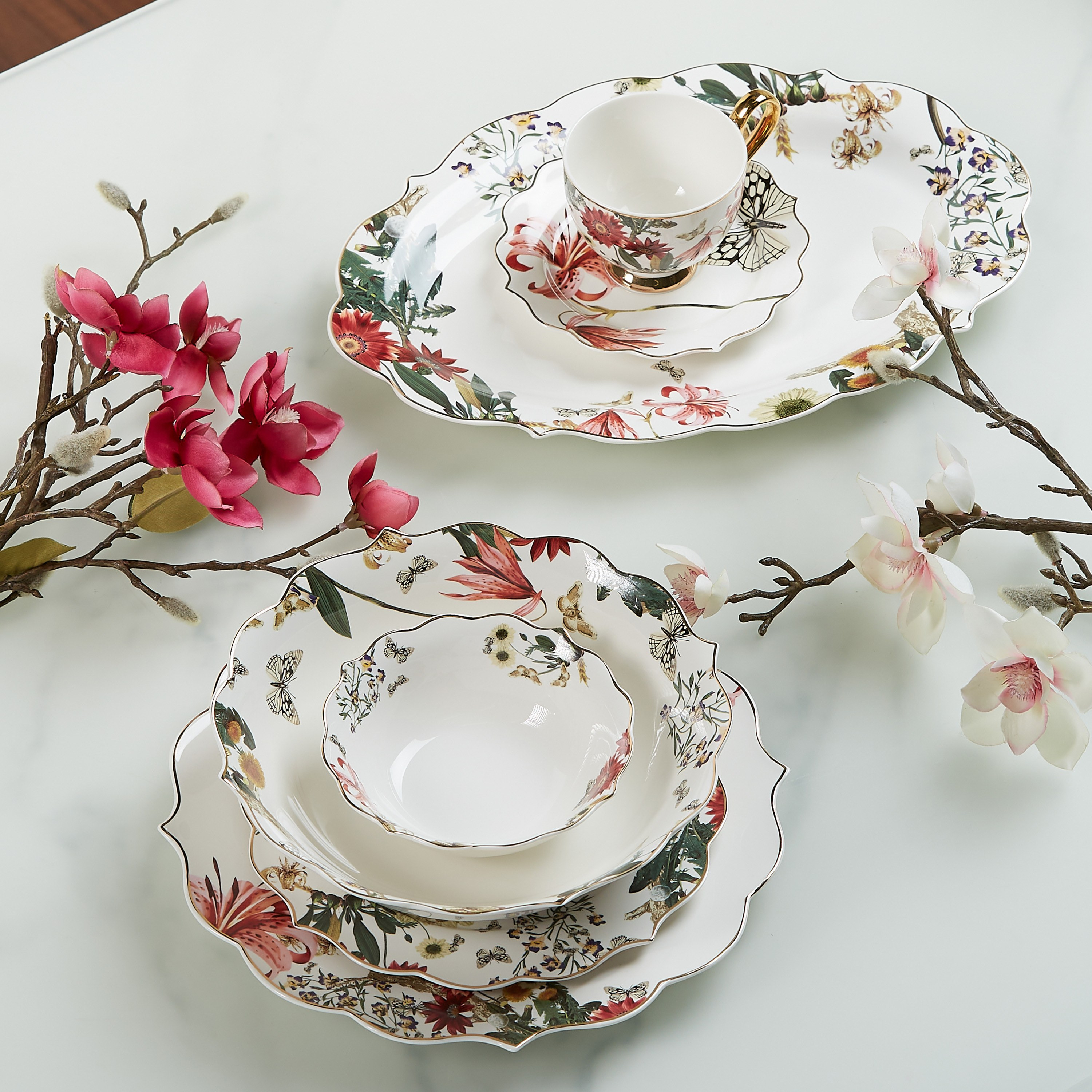 Beautiful dinner plates sale