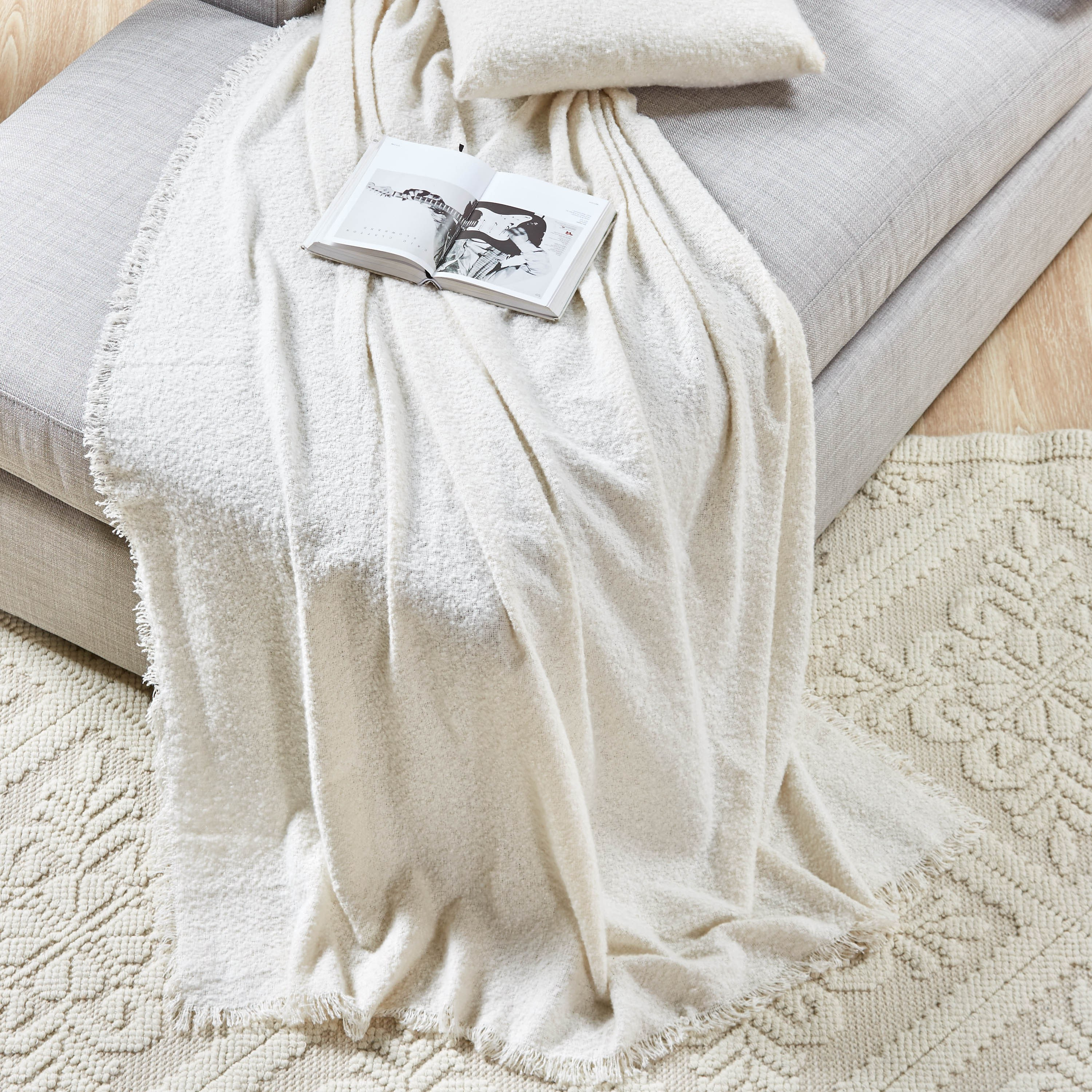 Boucle Textured Throw - 130x170 cm-household-cushionsandthrows-throwsandblankets-throws-image-1