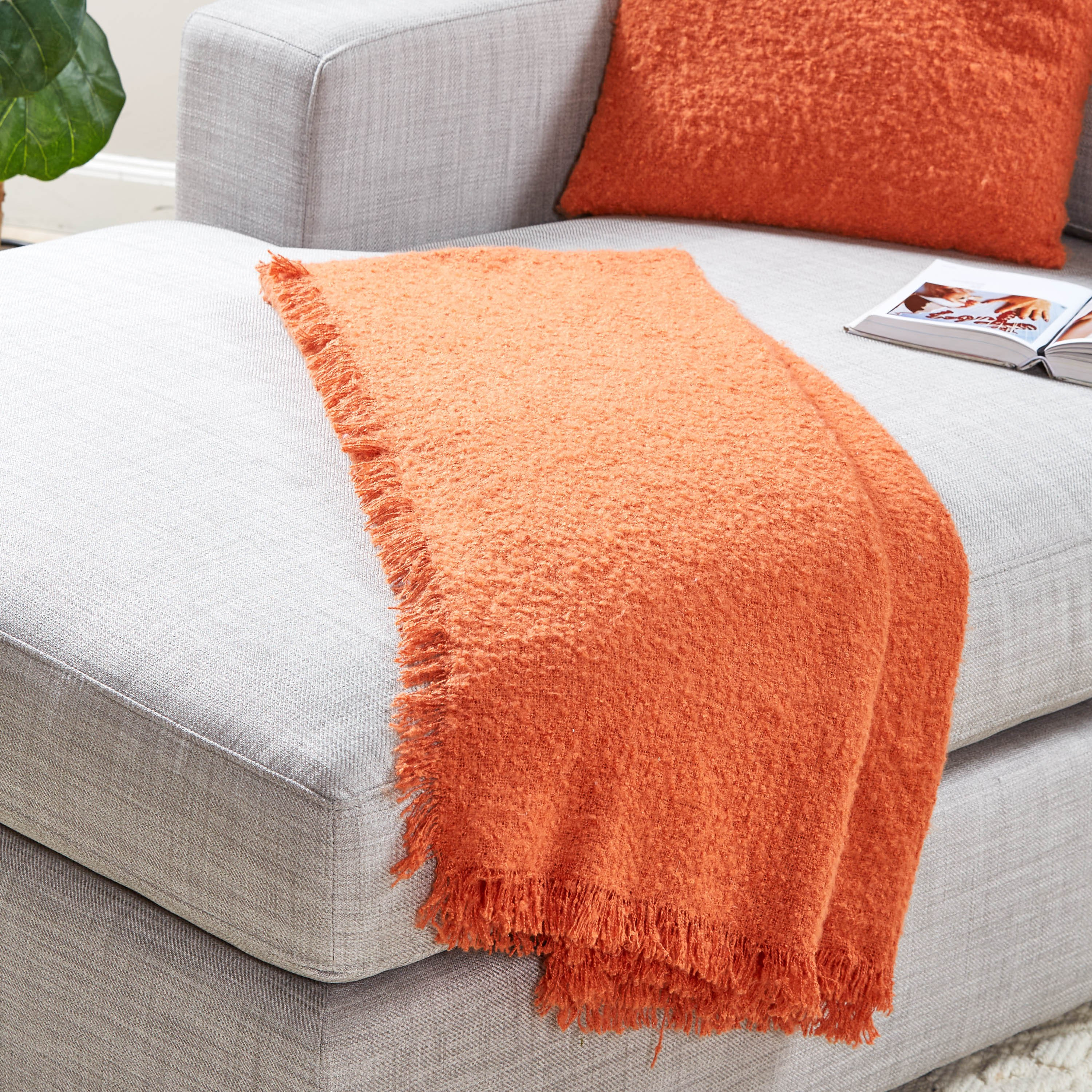 Boucle Textured Throw - 130x170 cm-household-bedding-blankets-image-2