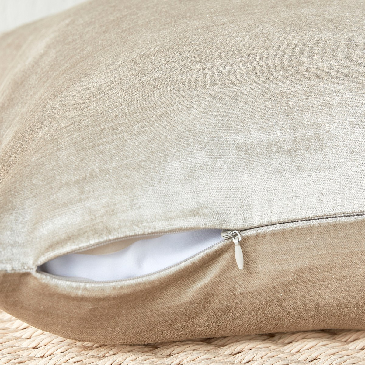 غطاء وسادة من دوبيون - 40x65 سم-household-cushionsandthrows-cushioncovers-image-3