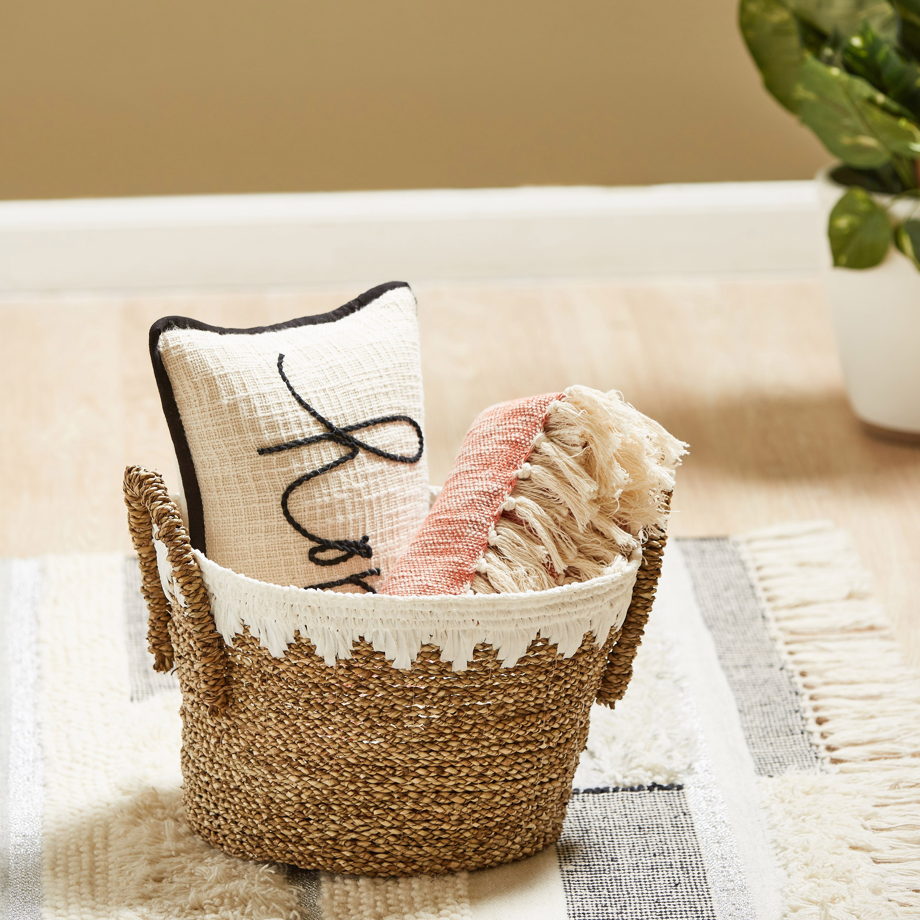 Hanna Seagrass Basket-household-storage-storagesolutions-storageboxesandbaskets-image-2