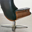 كرسي بمسند ذراع جلد مع مسند قدم - روبين-furniture-sofaandseating-armchairs-image-19