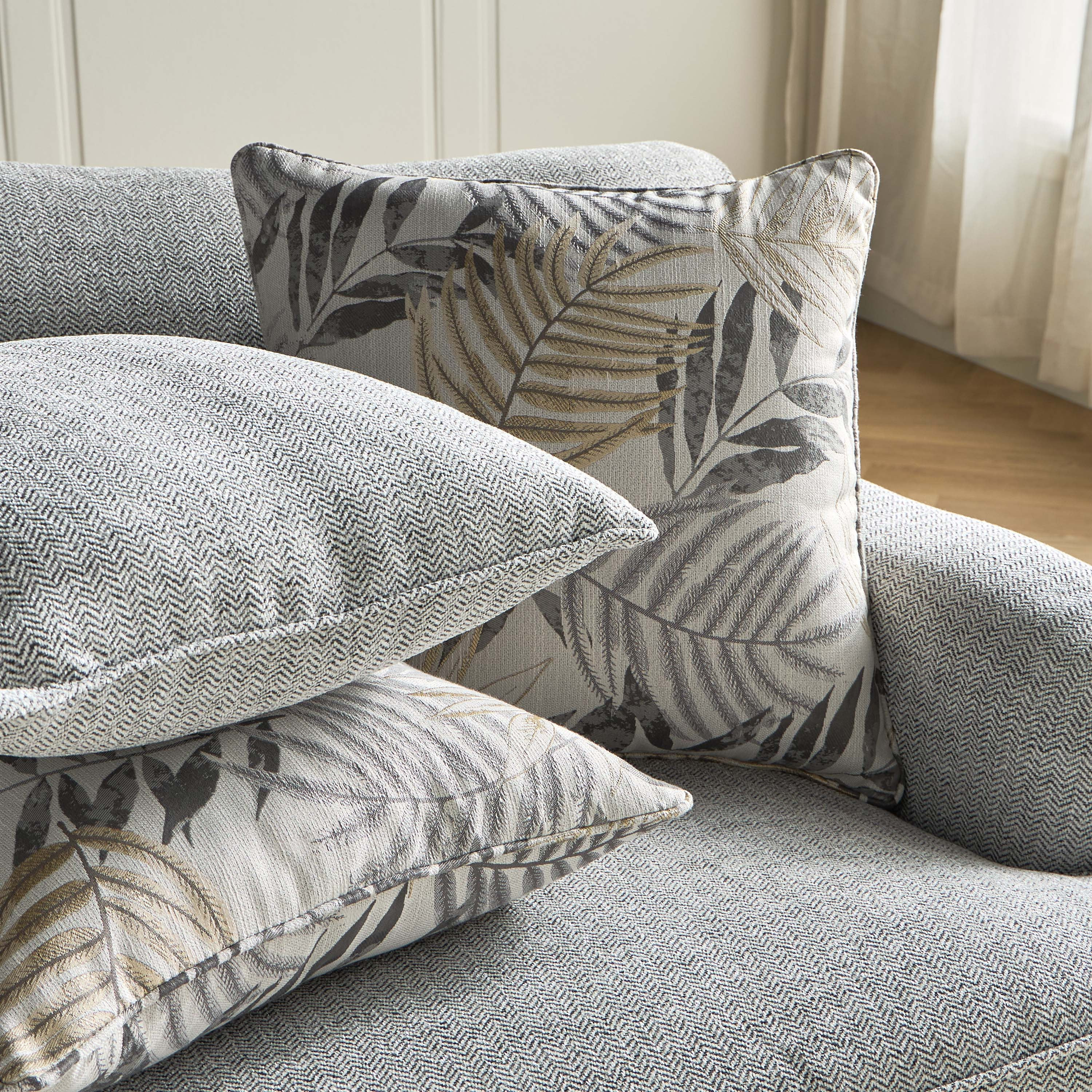 كنبة قماشية 3 مقاعد من كولومبيا-furniture-sofaandseating-sofasandsofasets-image-7