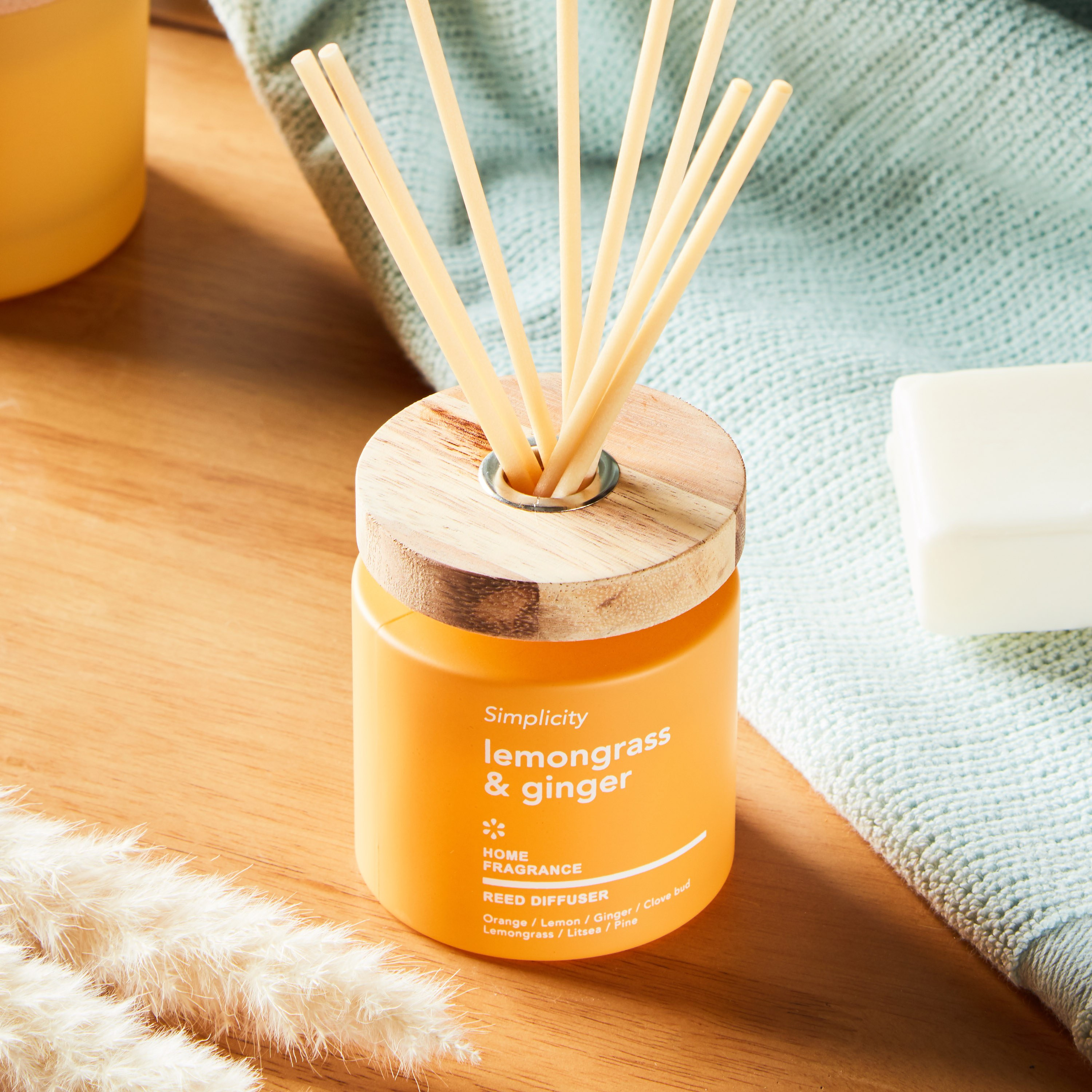 Simplicity Lemongrass and Ginger Reed Diffuser - 160 ml-household-homefragrance-reeddiffusers-image-1
