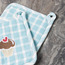 طقم حامل أواني قطعتين بتصميم مافينز-household-kitchen-kitchenlinen-apronsmittsandpotholders-image-3