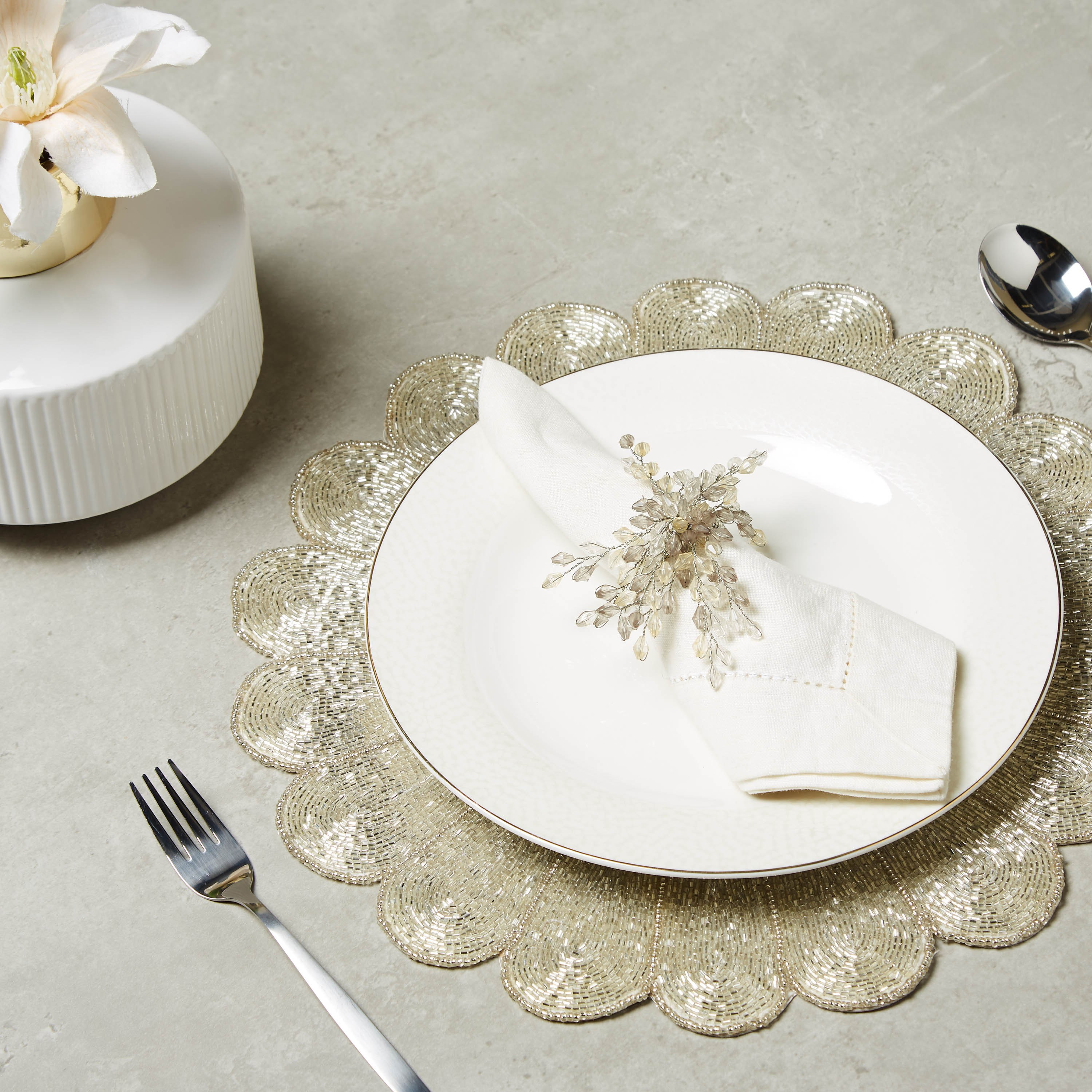 حلقات مناديل سفرة من أورا - طقم من 4 قطع-household-dining-tablelinen-napkinsandaccessories-image-3