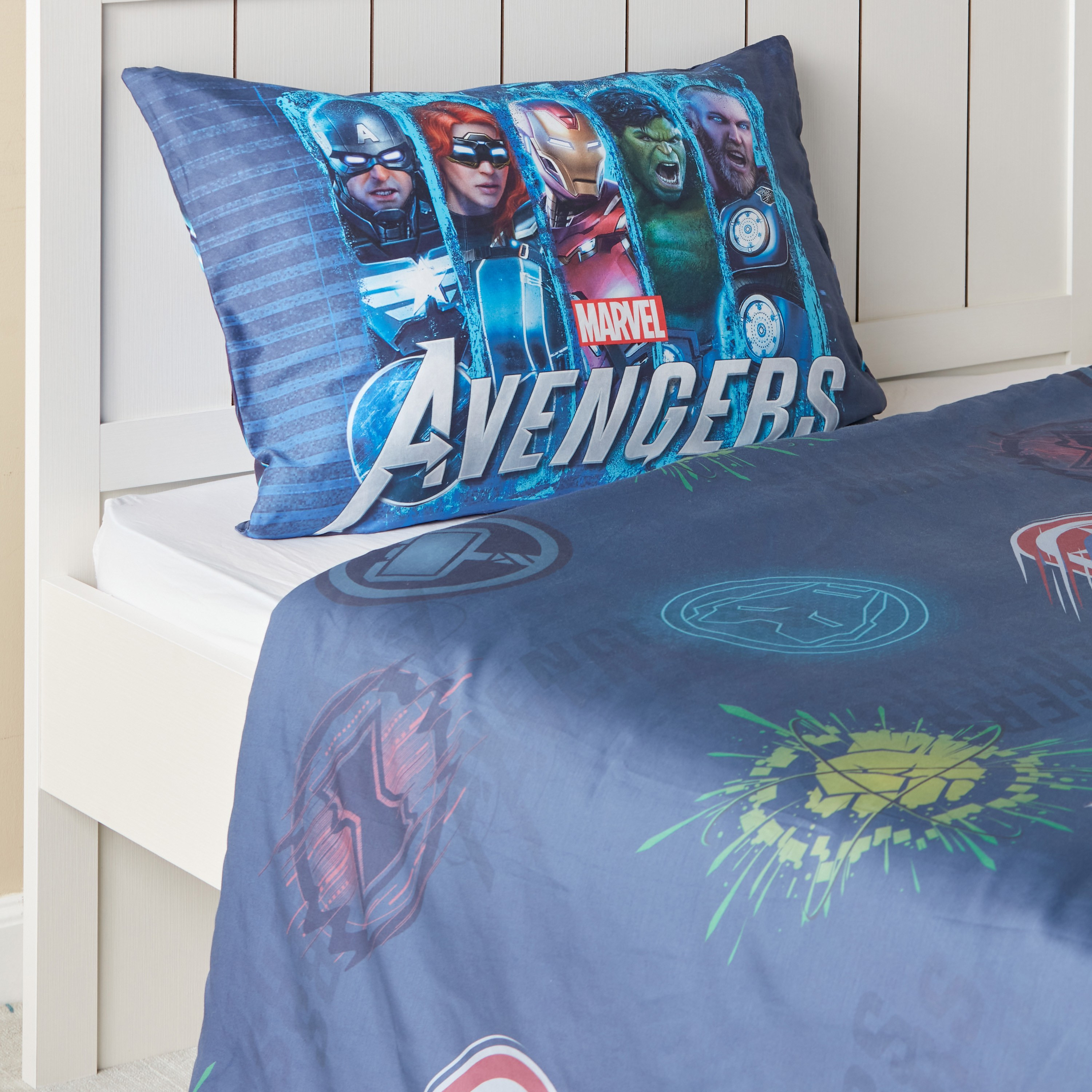 Shop Marvel Avengers 2 Piece Full Comforter Set 160x240 cm Online Homecentre Oman