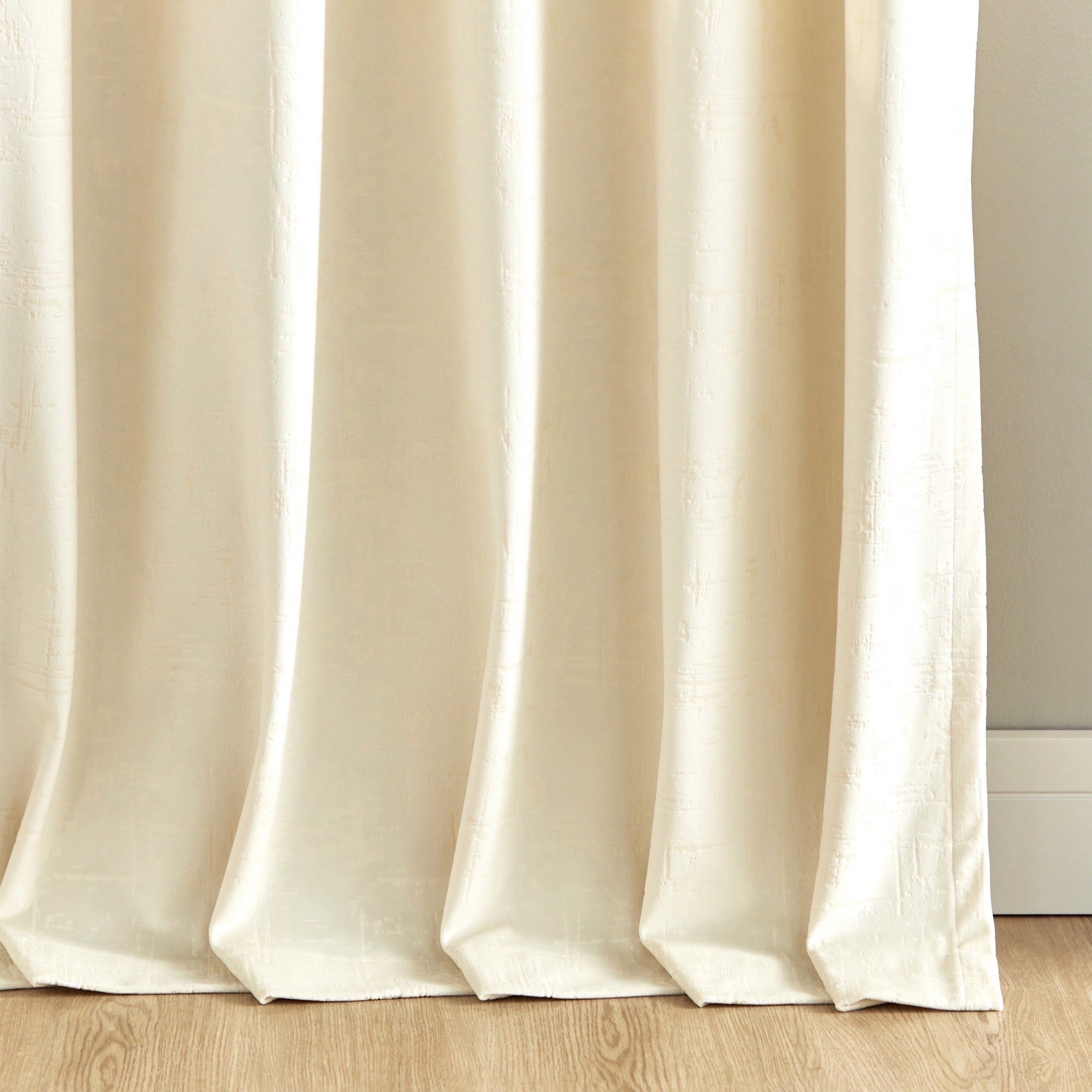 Winston 2-Piece Embossed Blackout Curtain Set - 140x300 cm-household-windows-curtains-image-5