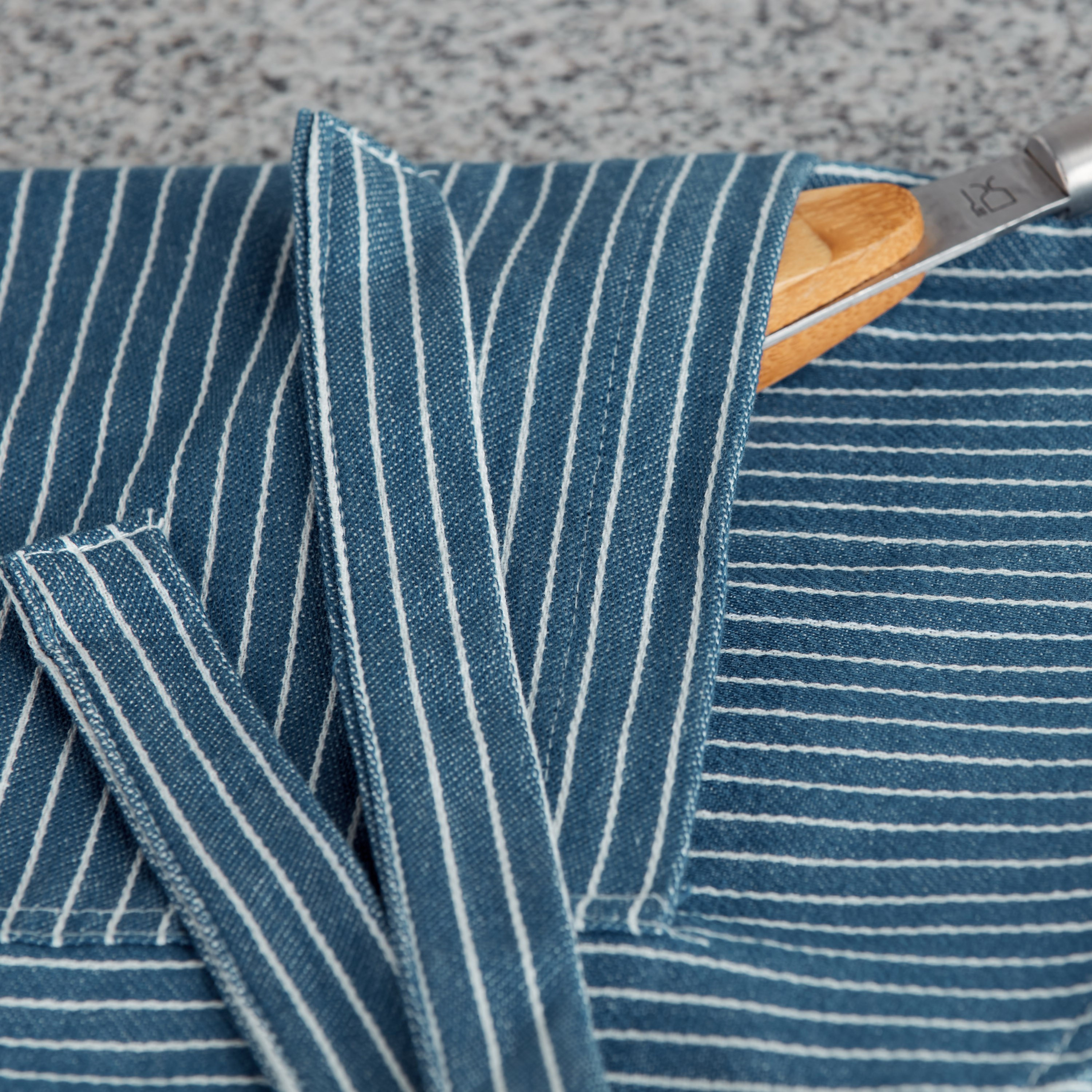 Twill Stripe Apron-household-kitchen-kitchenlinen-apronsmittsandpotholders-image-2
