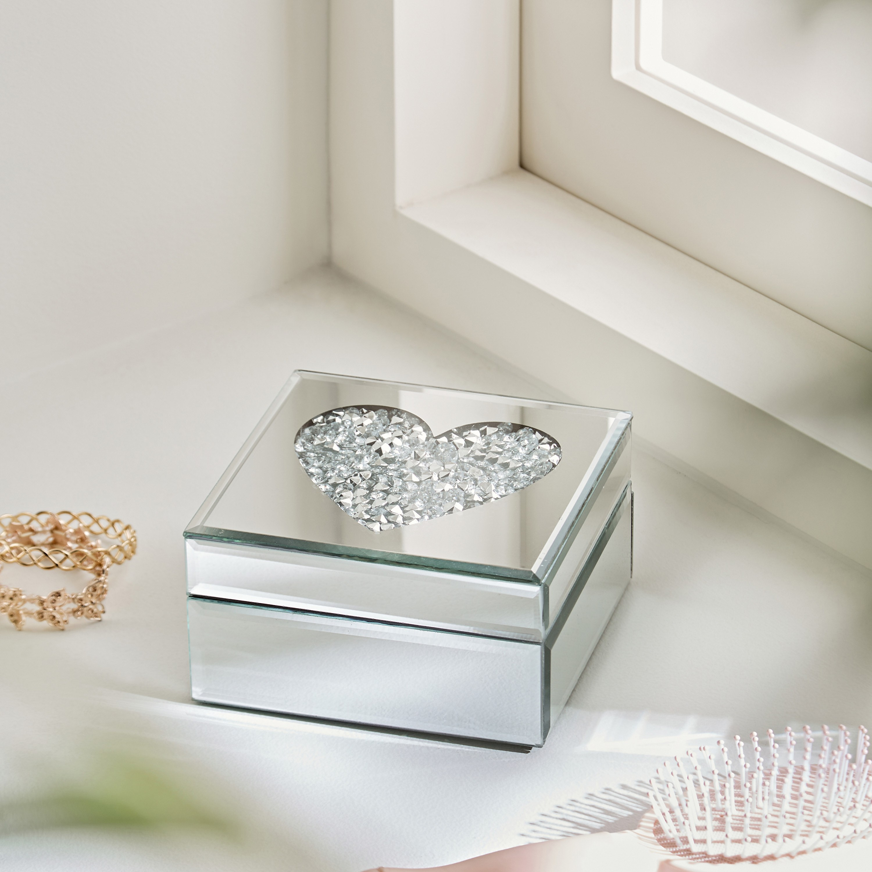 Swarovski jewelry box hot sale with mirror