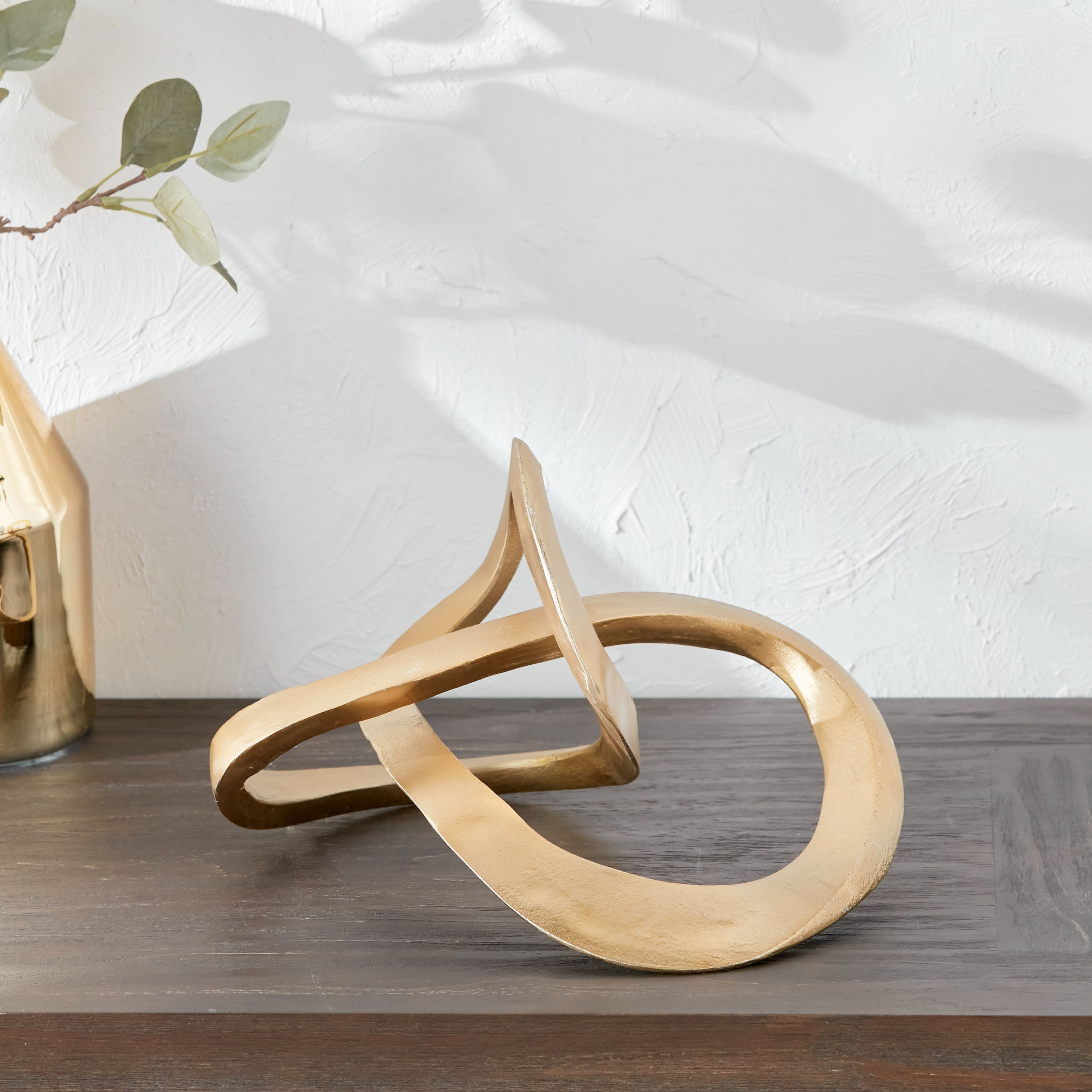 Metal Loop-household-decor-decorativeobjectsandsculptures-image-2