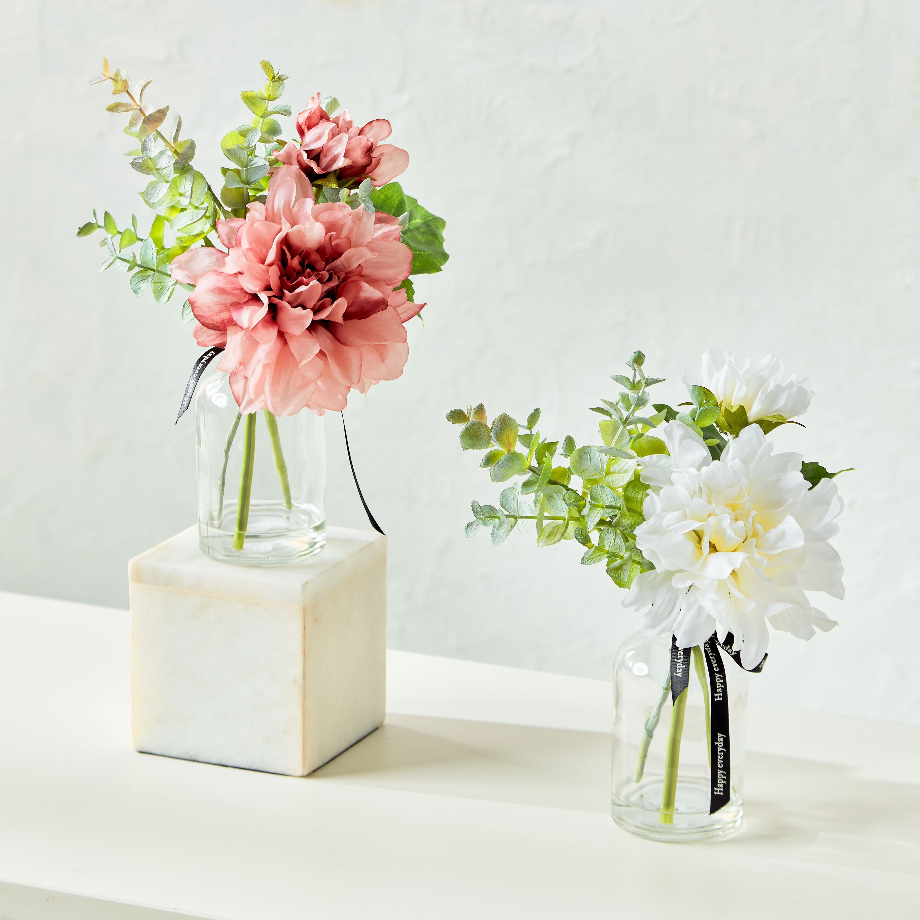 Dahlia in Glass Vase-household-gardenandoutdoor-artificialflowersandplants-flowers-image-2